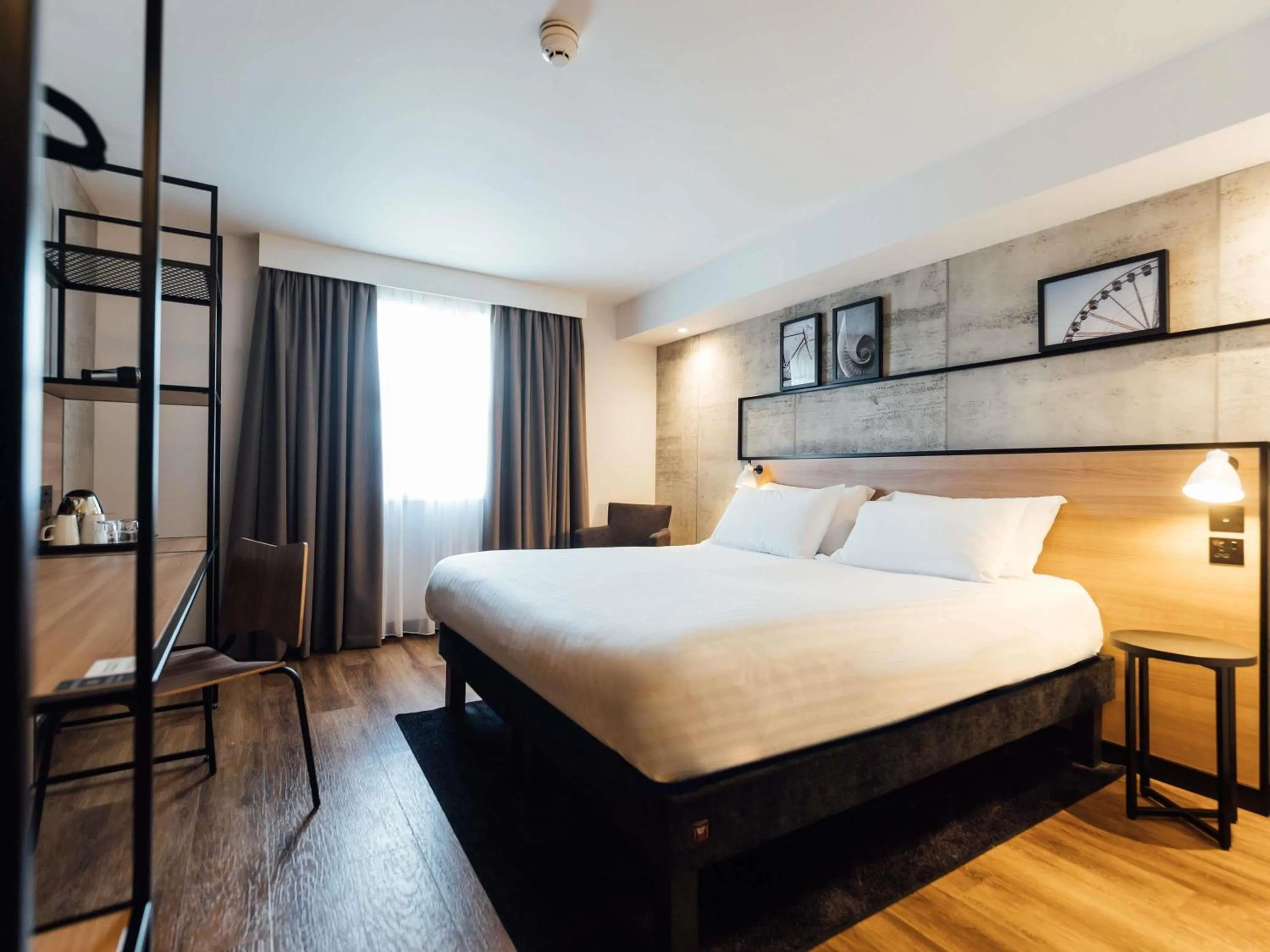 Property building, Bed in ibis Coleraine Riverside