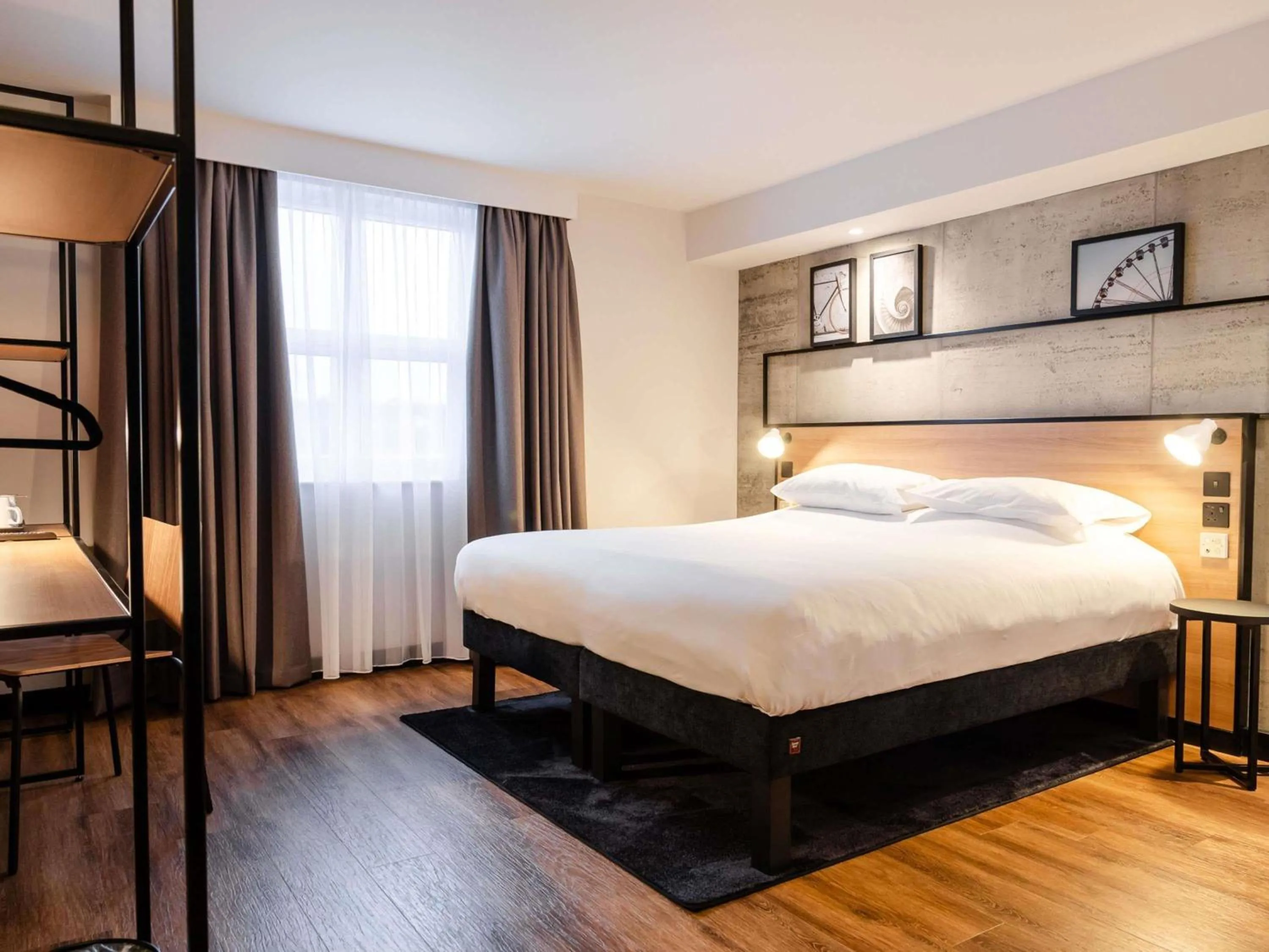 Bedroom, Bed in ibis Coleraine Riverside