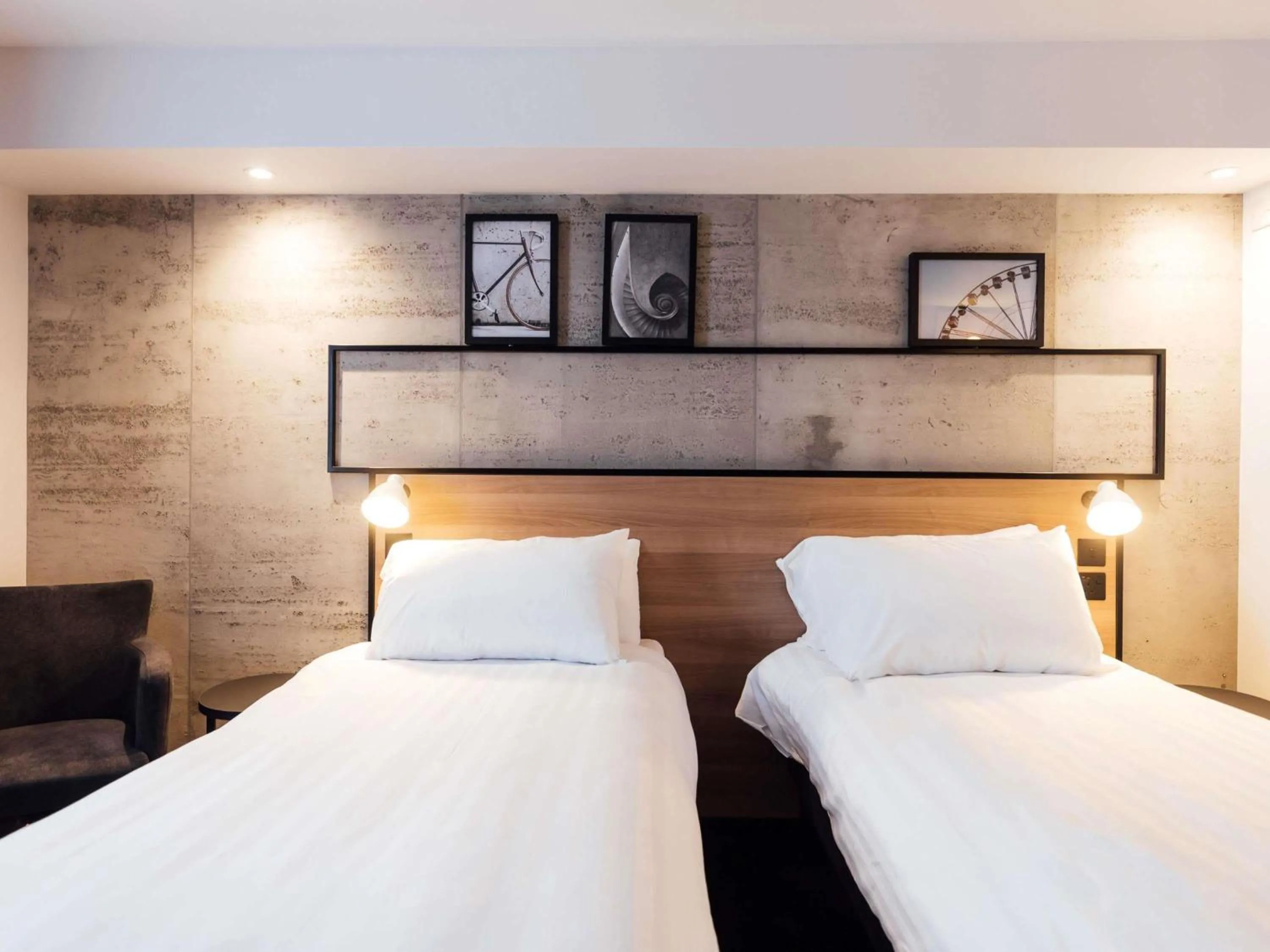 Bedroom, Bed in ibis Coleraine Riverside