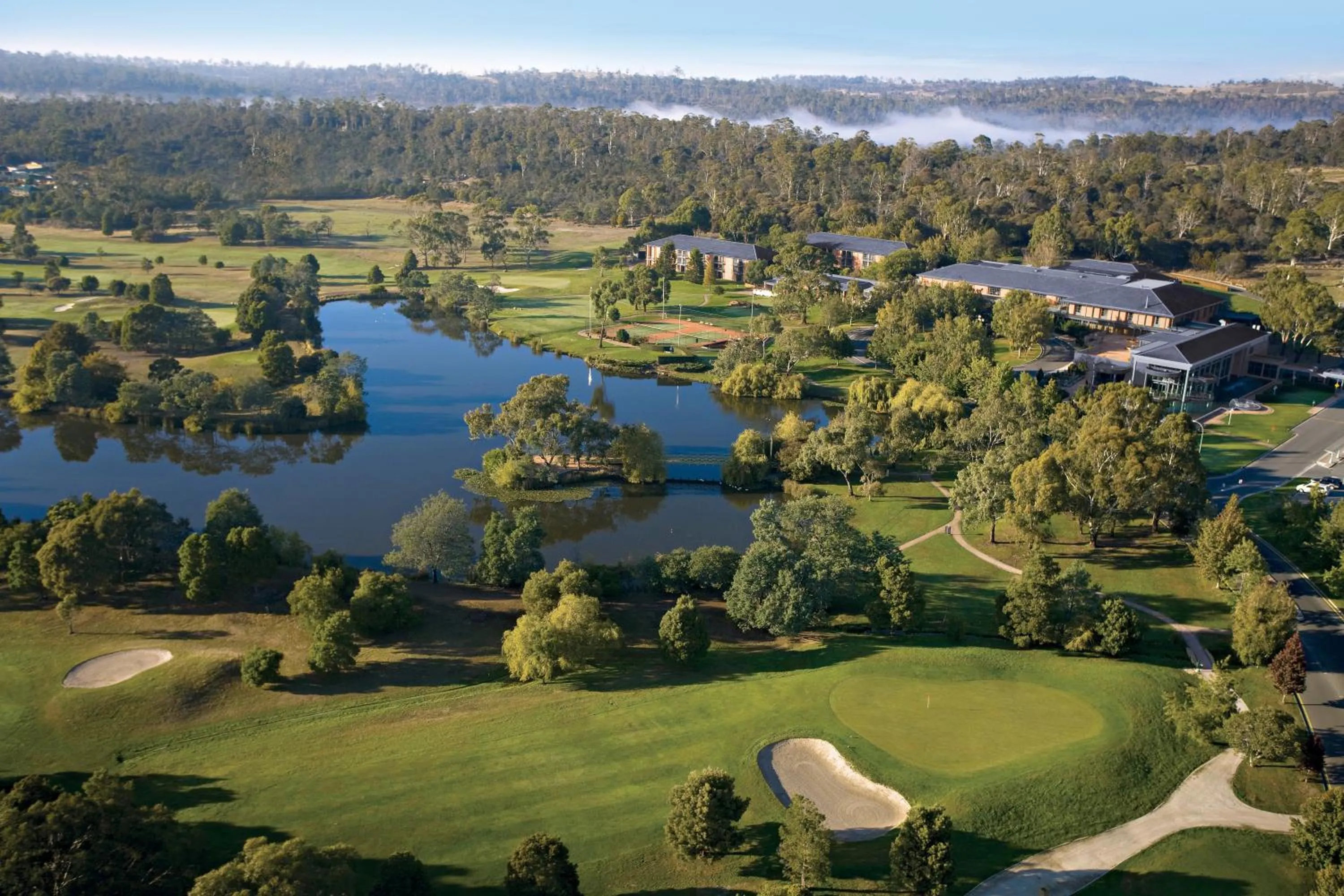 Area and facilities in Country Club Tasmania