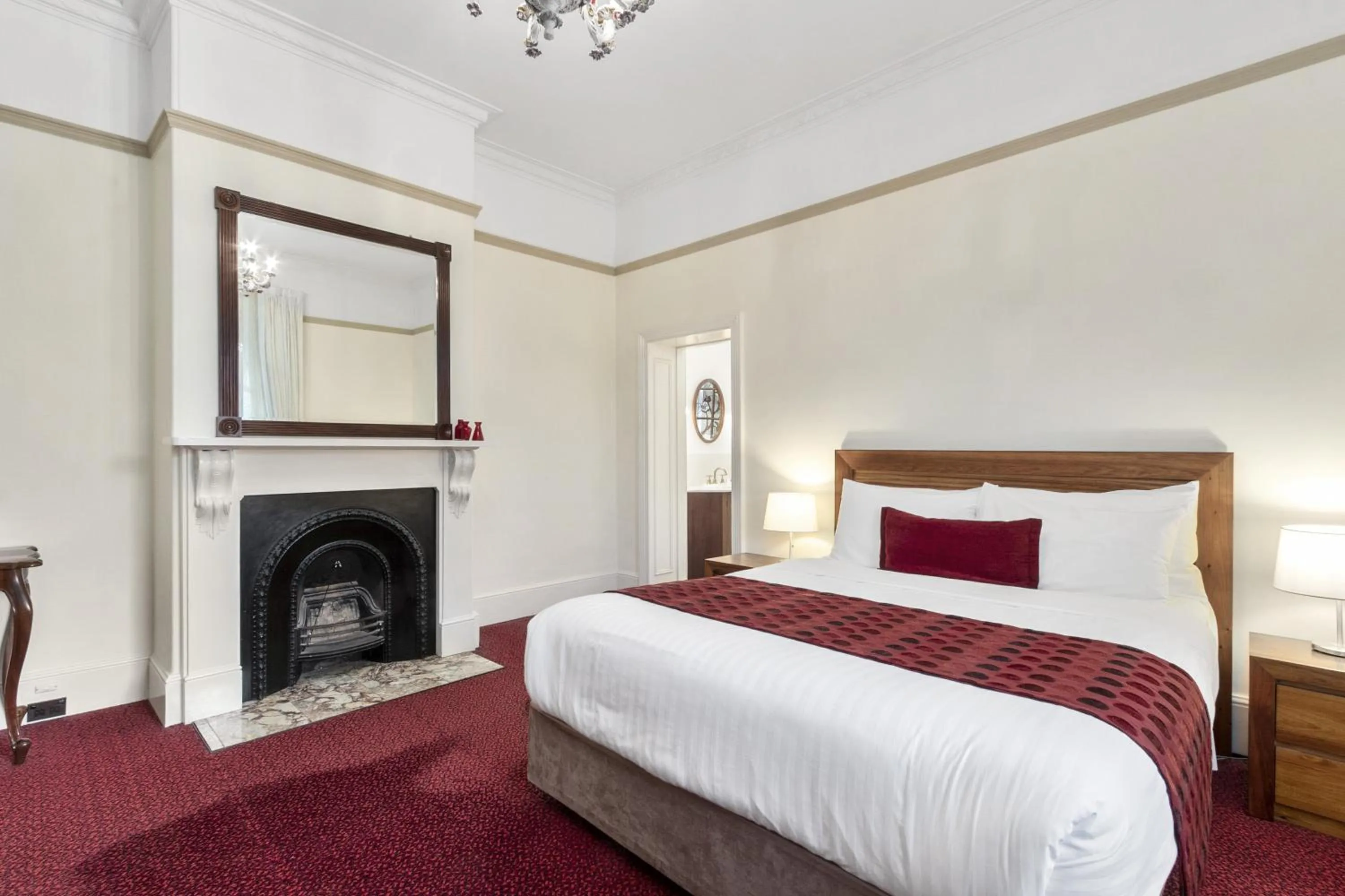 Bed in Grosvenor Court Apartments