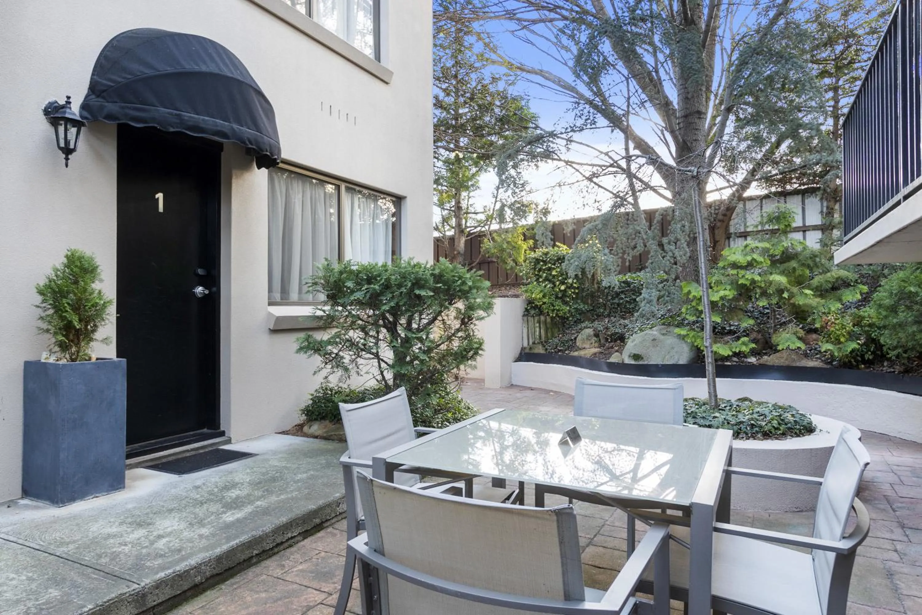 Area and facilities in Grosvenor Court Apartments