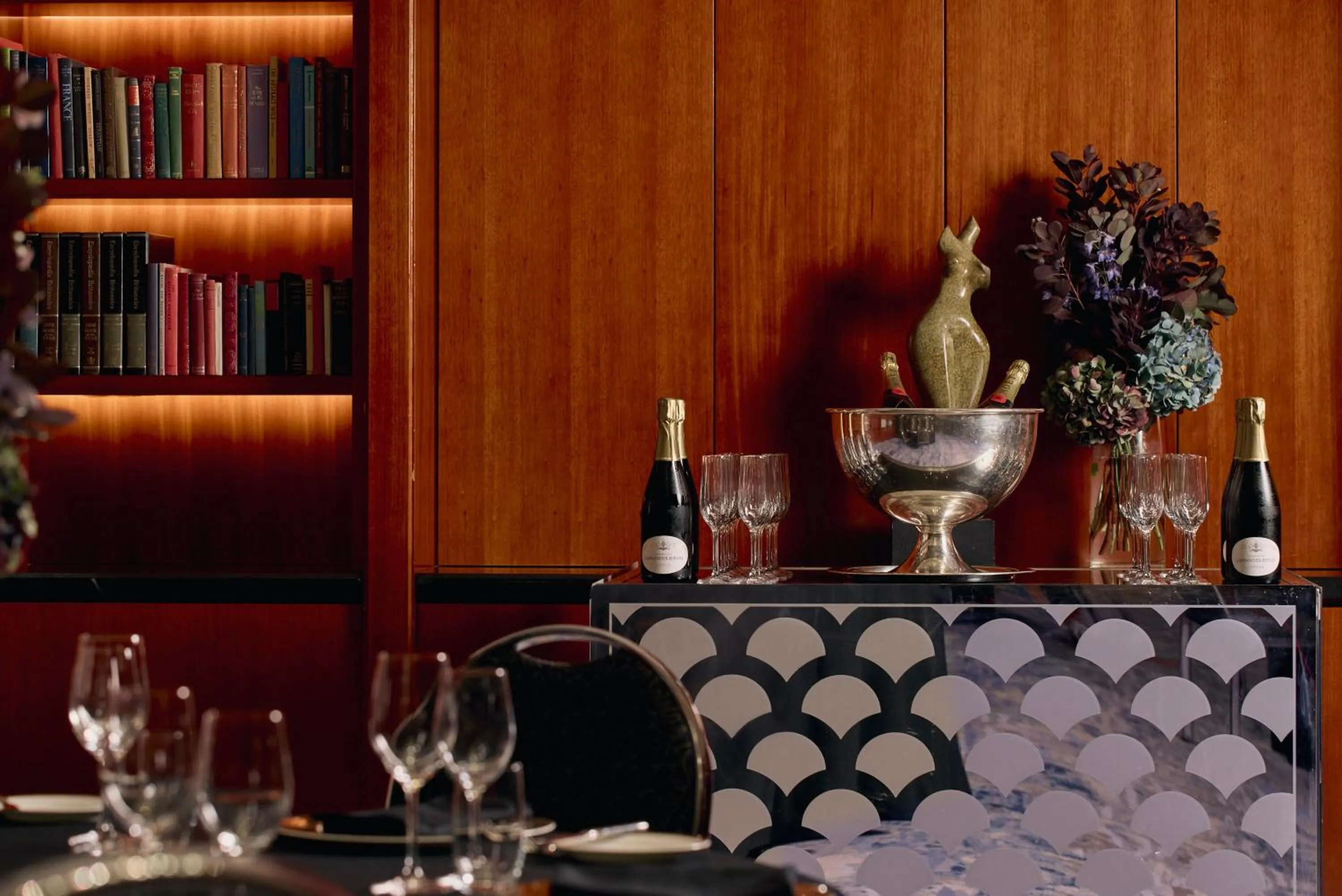 Food and drinks in Park Hyatt Melbourne