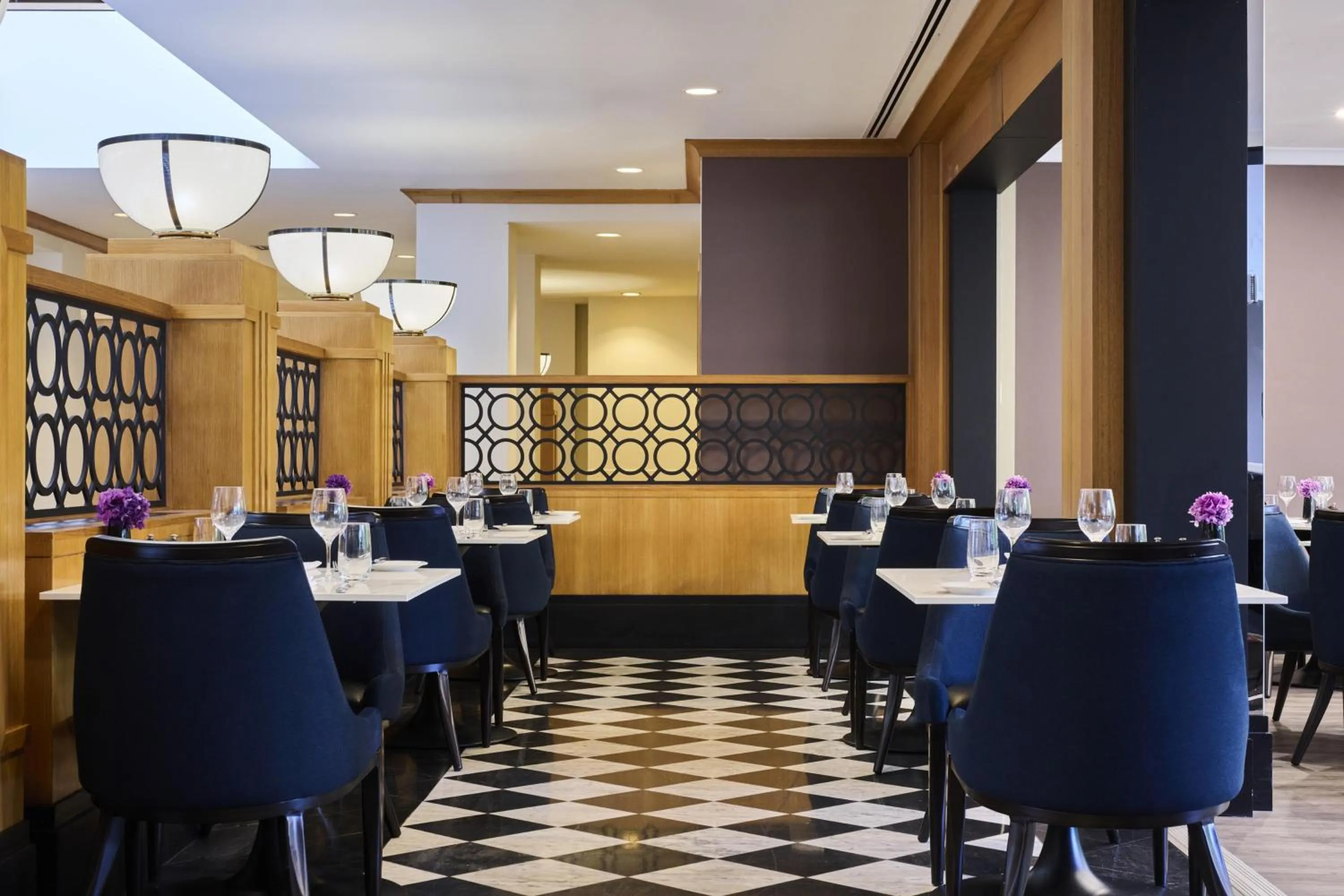 Restaurant/places to eat in Hyatt Hotel Canberra - A Park Hyatt Hotel