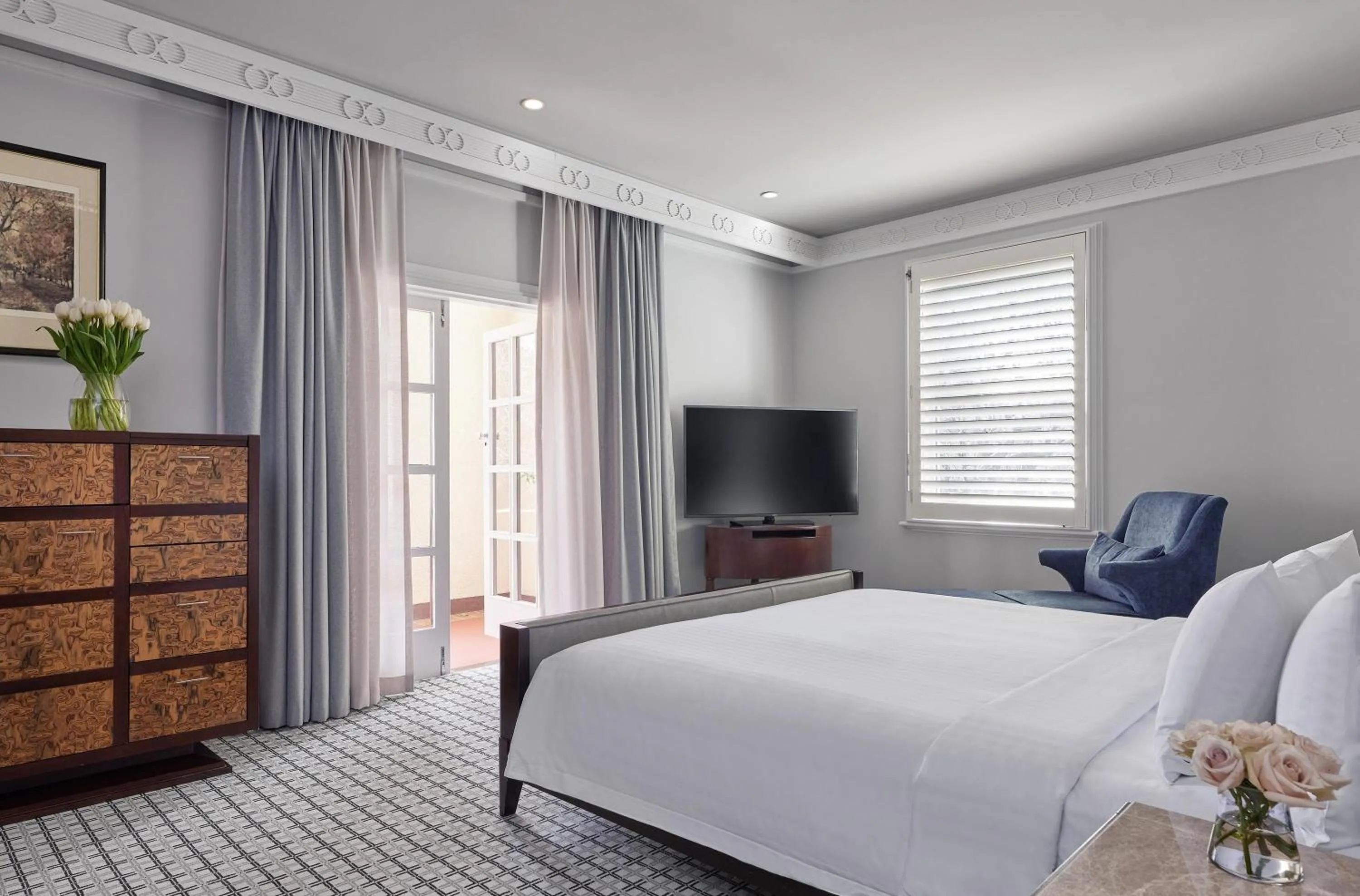 Bedroom, Bed in Hyatt Hotel Canberra - A Park Hyatt Hotel