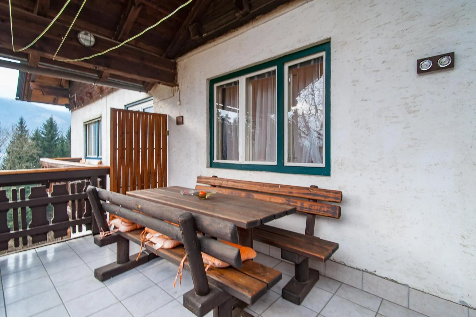 Balcony/Terrace in Lug ins Land