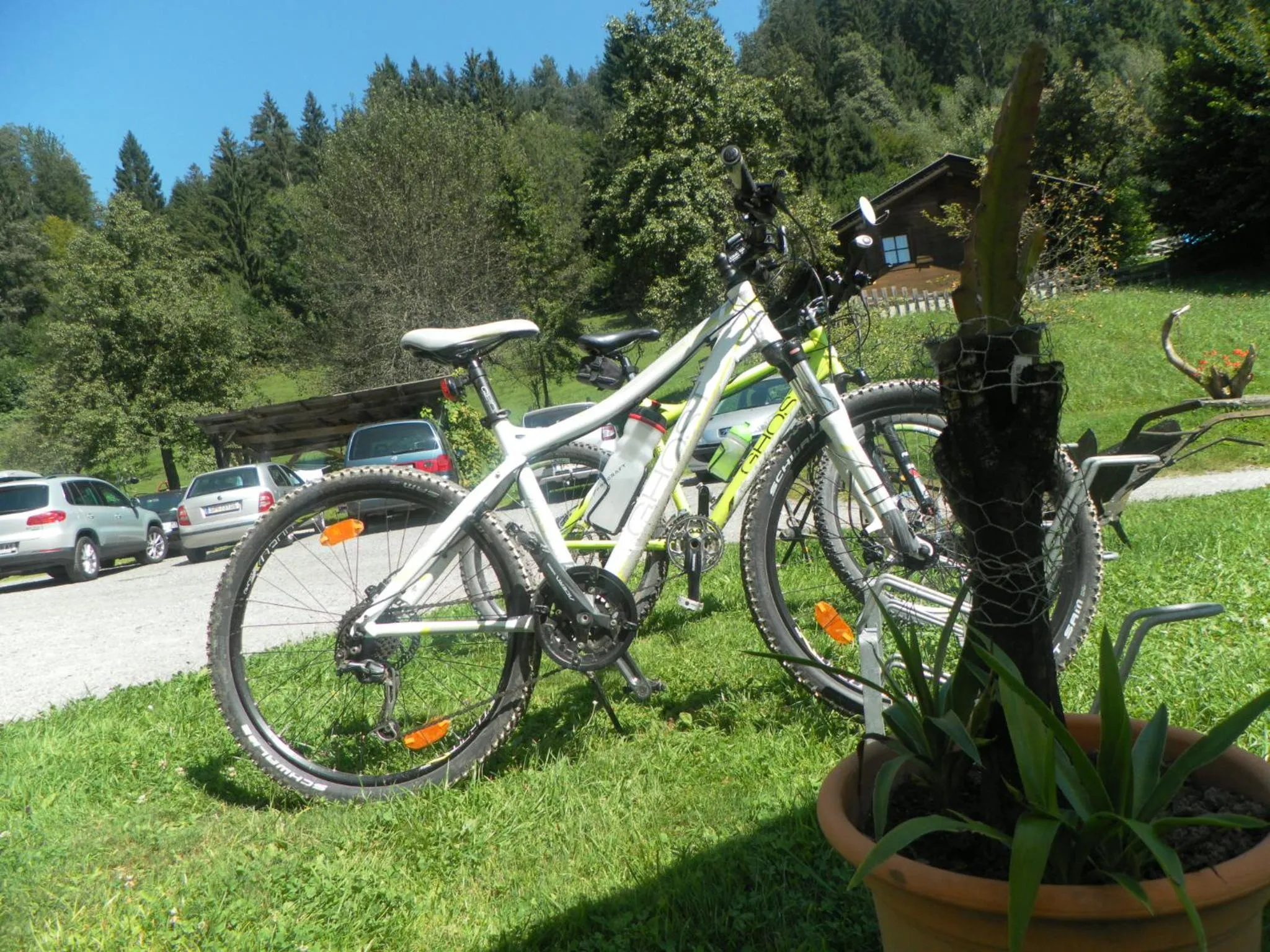 Hiking in Lug ins Land