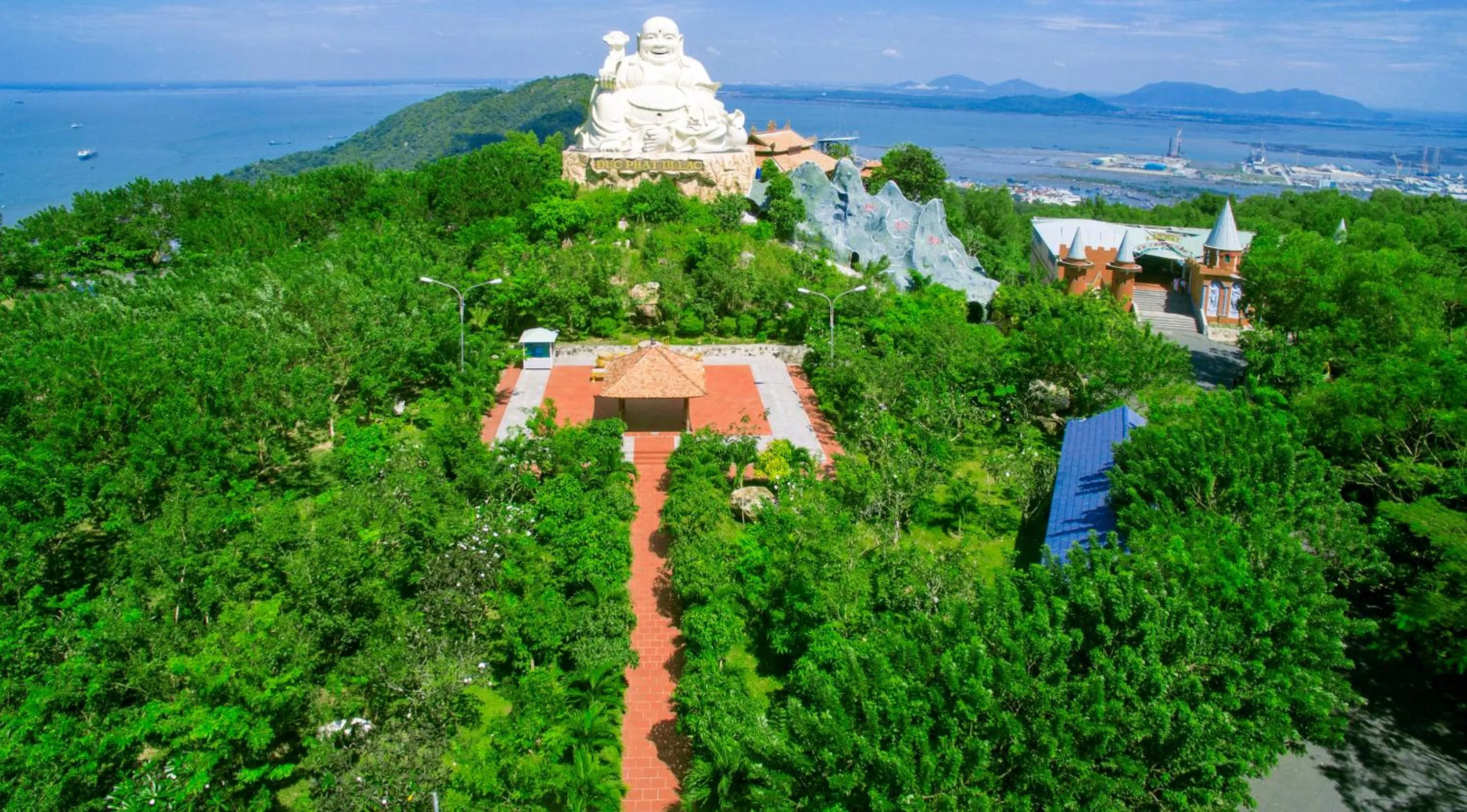 Nearby landmark in Praha Hotel