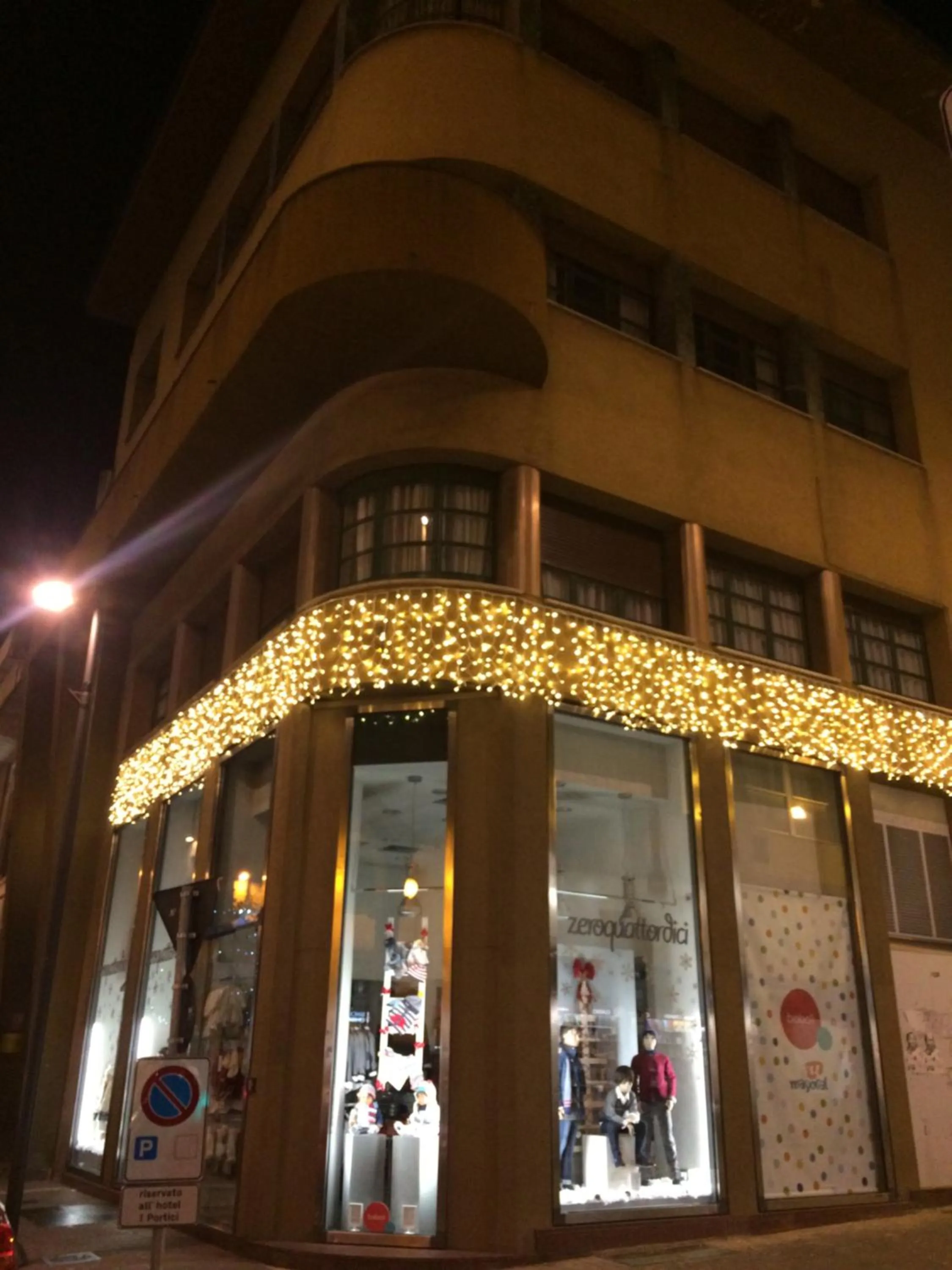 Facade/entrance in B&B VIA ROMA 25