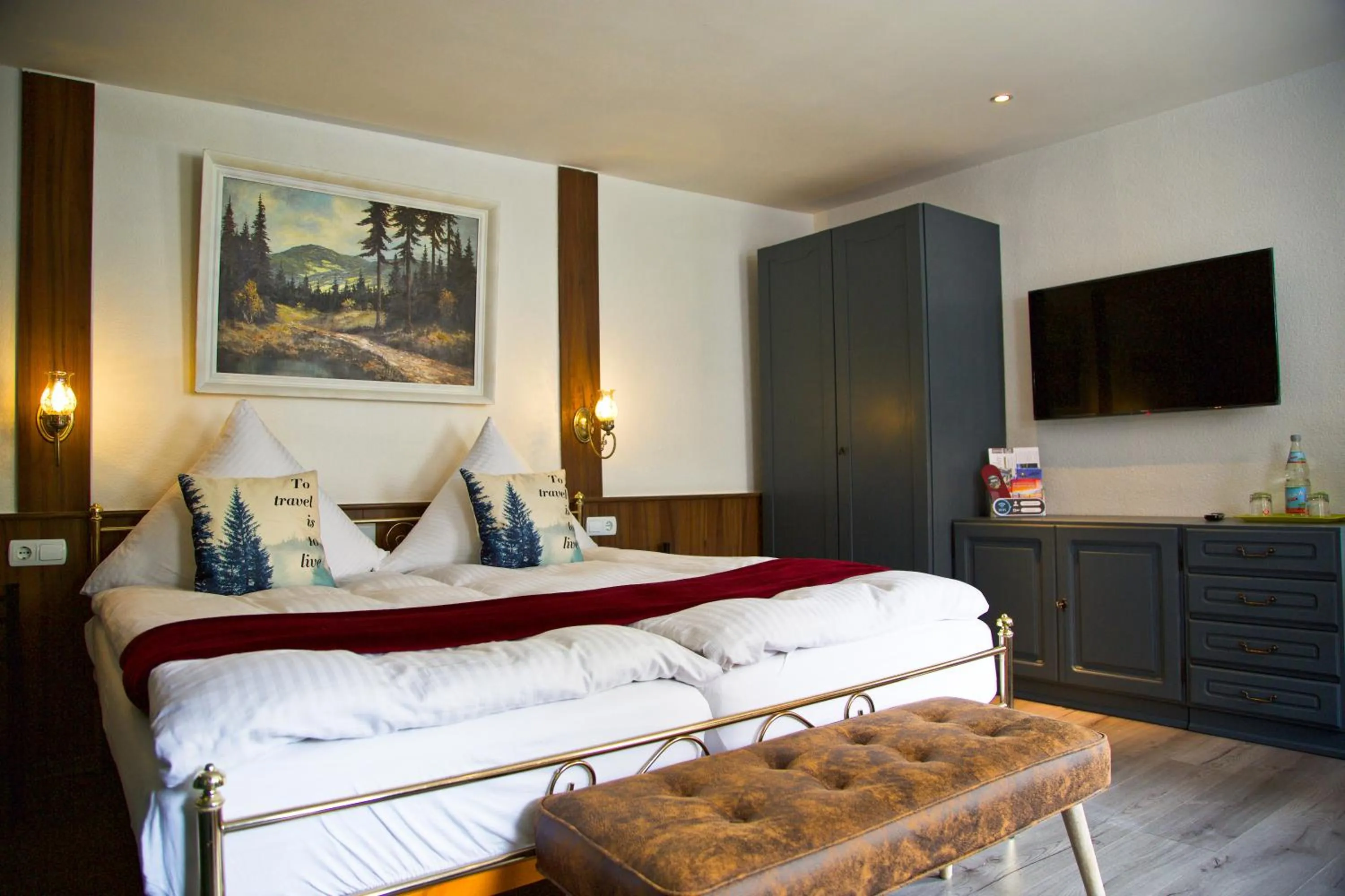 Photo of the whole room, Bed in Das Waldhaus