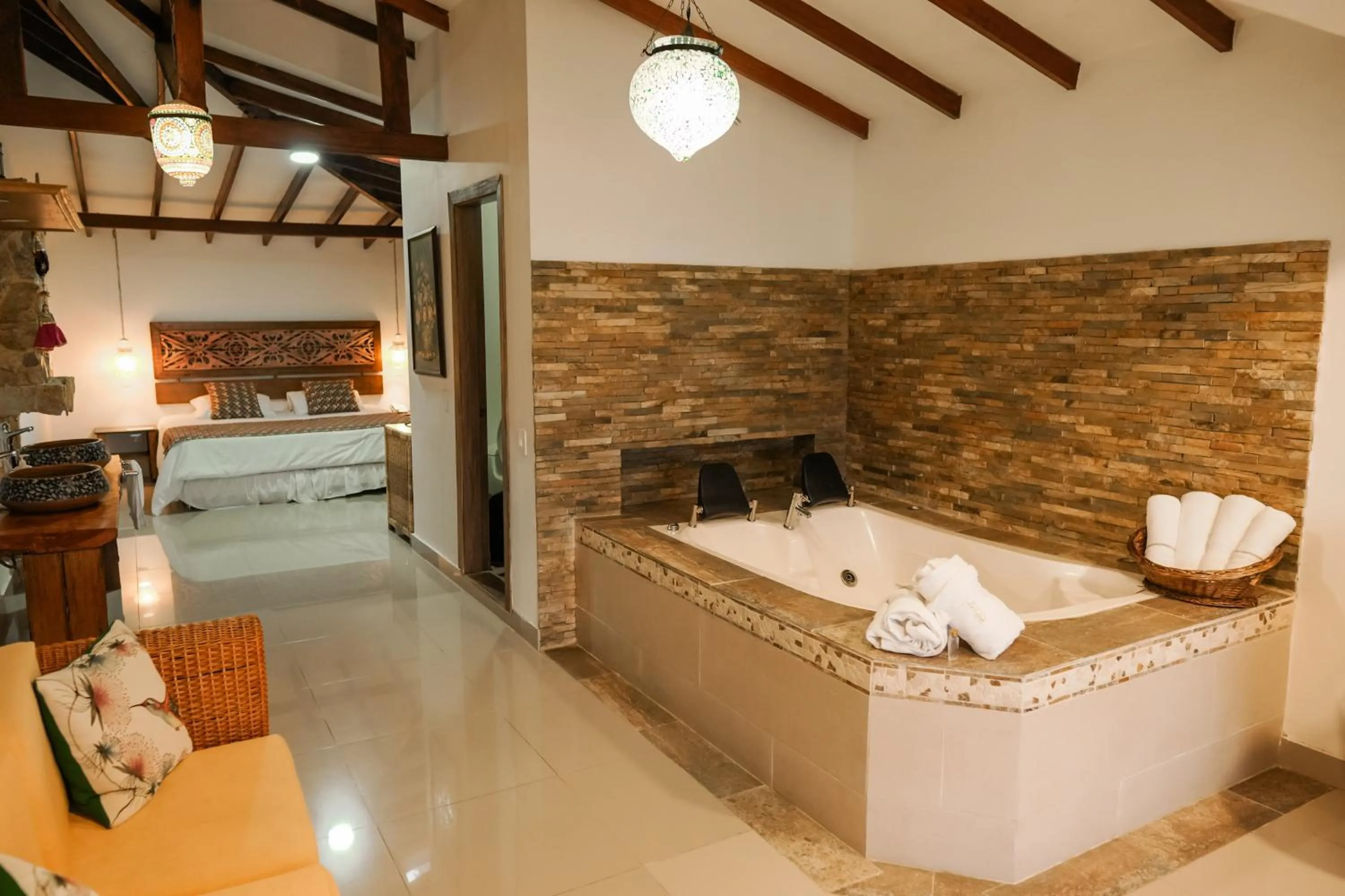 Hot Tub in Hotel Spa La Colina