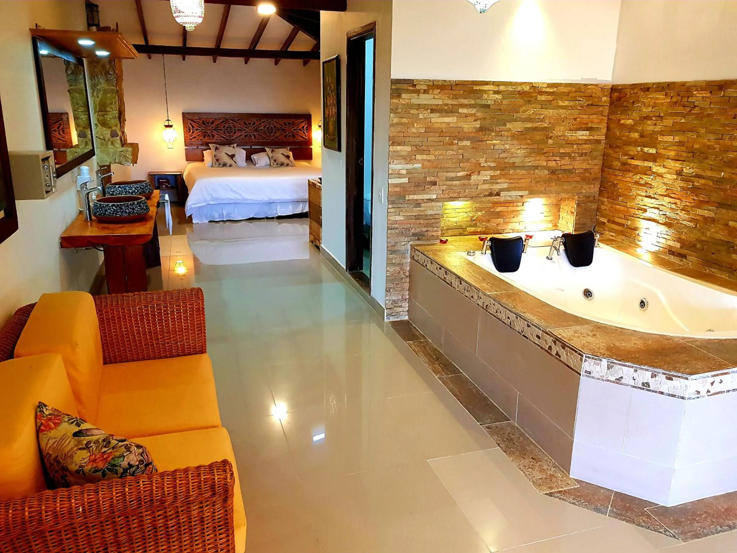 Photo of the whole room, Bed in Hotel Spa La Colina