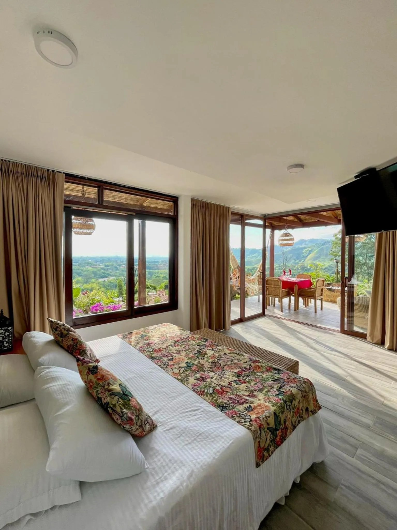 Bed in Hotel Spa La Colina