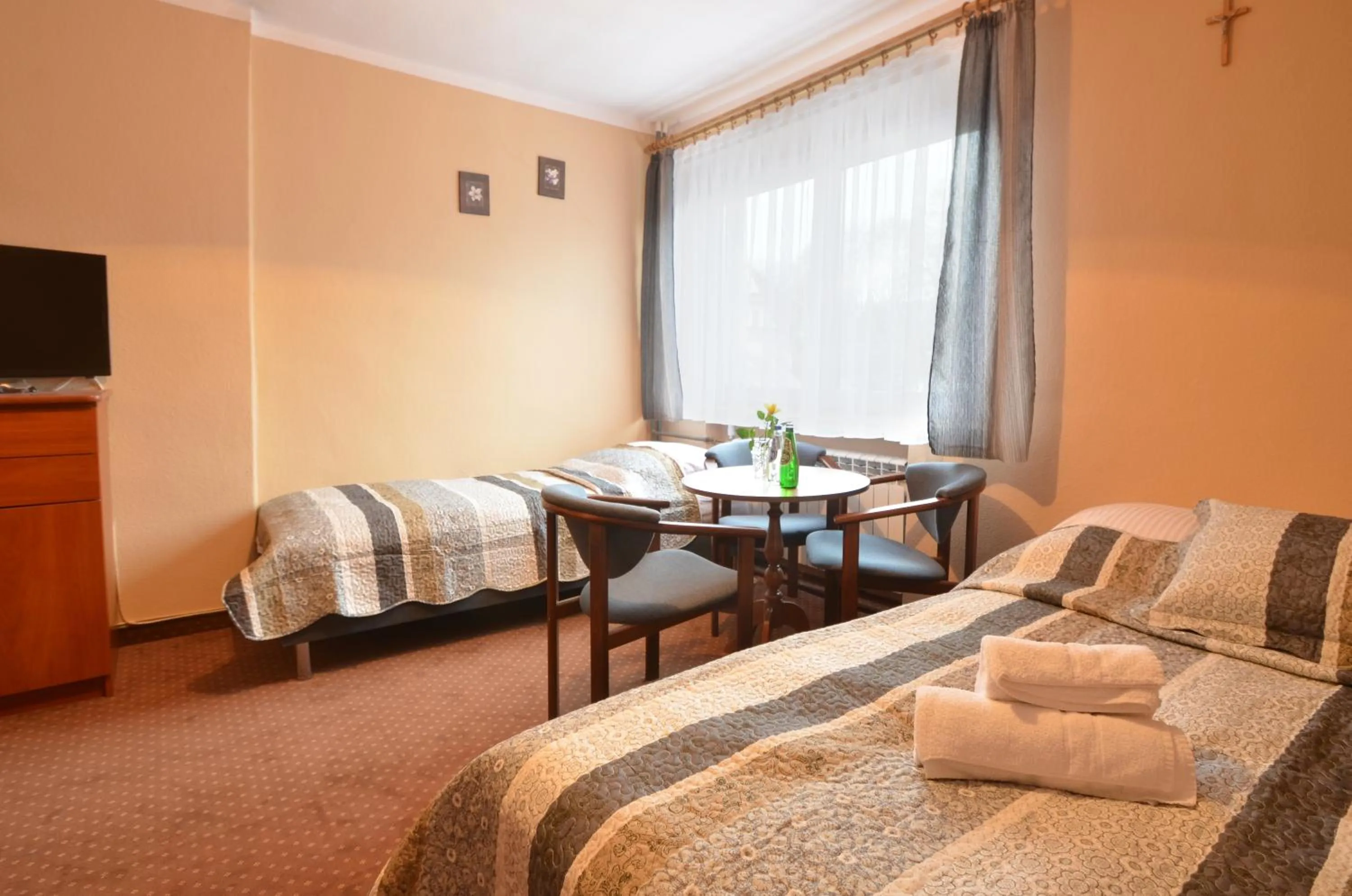 Photo of the whole room, Bed in DOM WYPOCZYNKOWY ŻAK