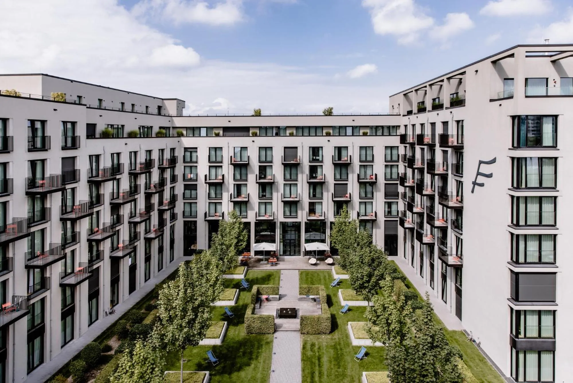 Patio in THE FLAG München M.