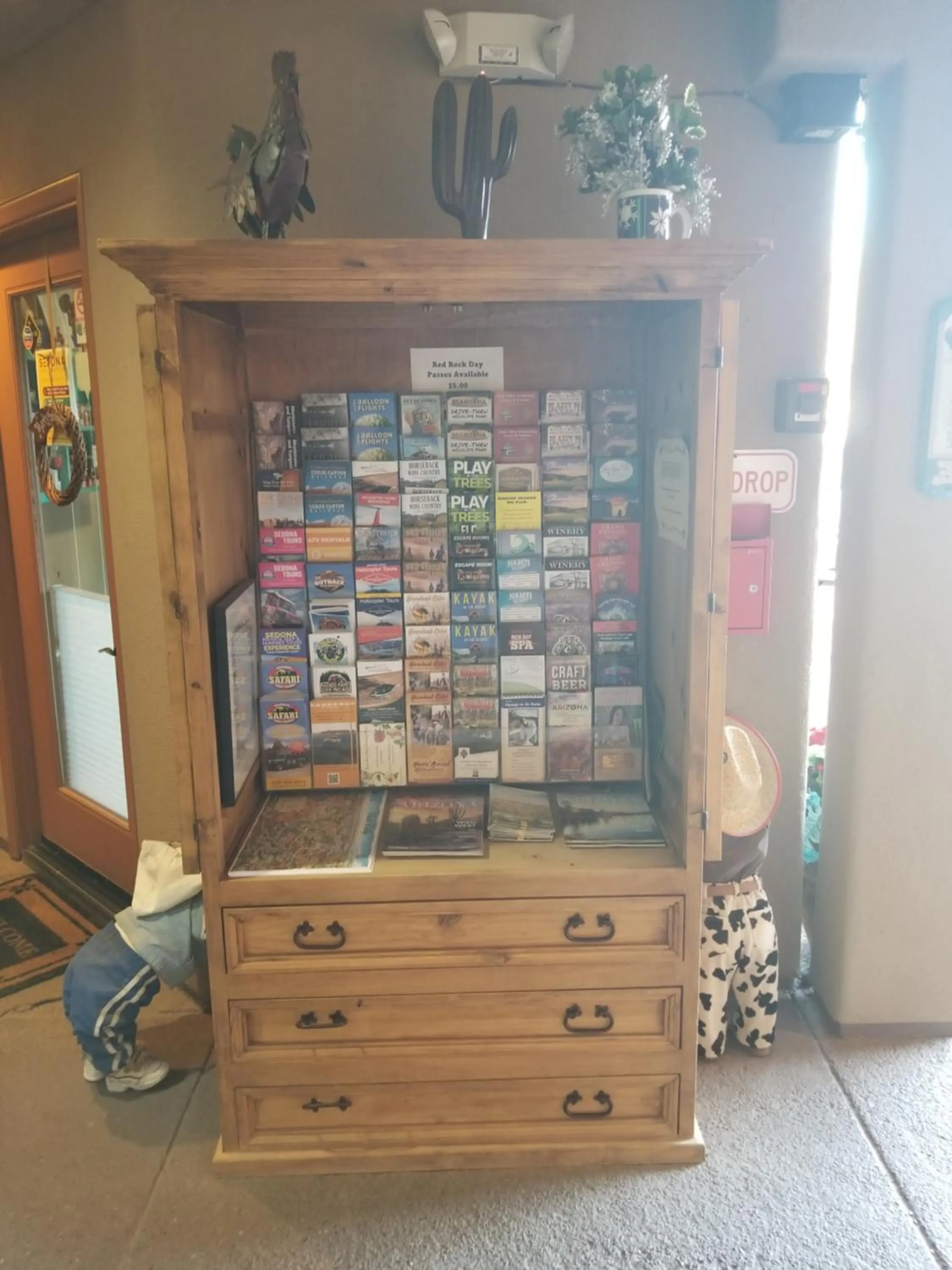 Library in Beaver Creek Inn