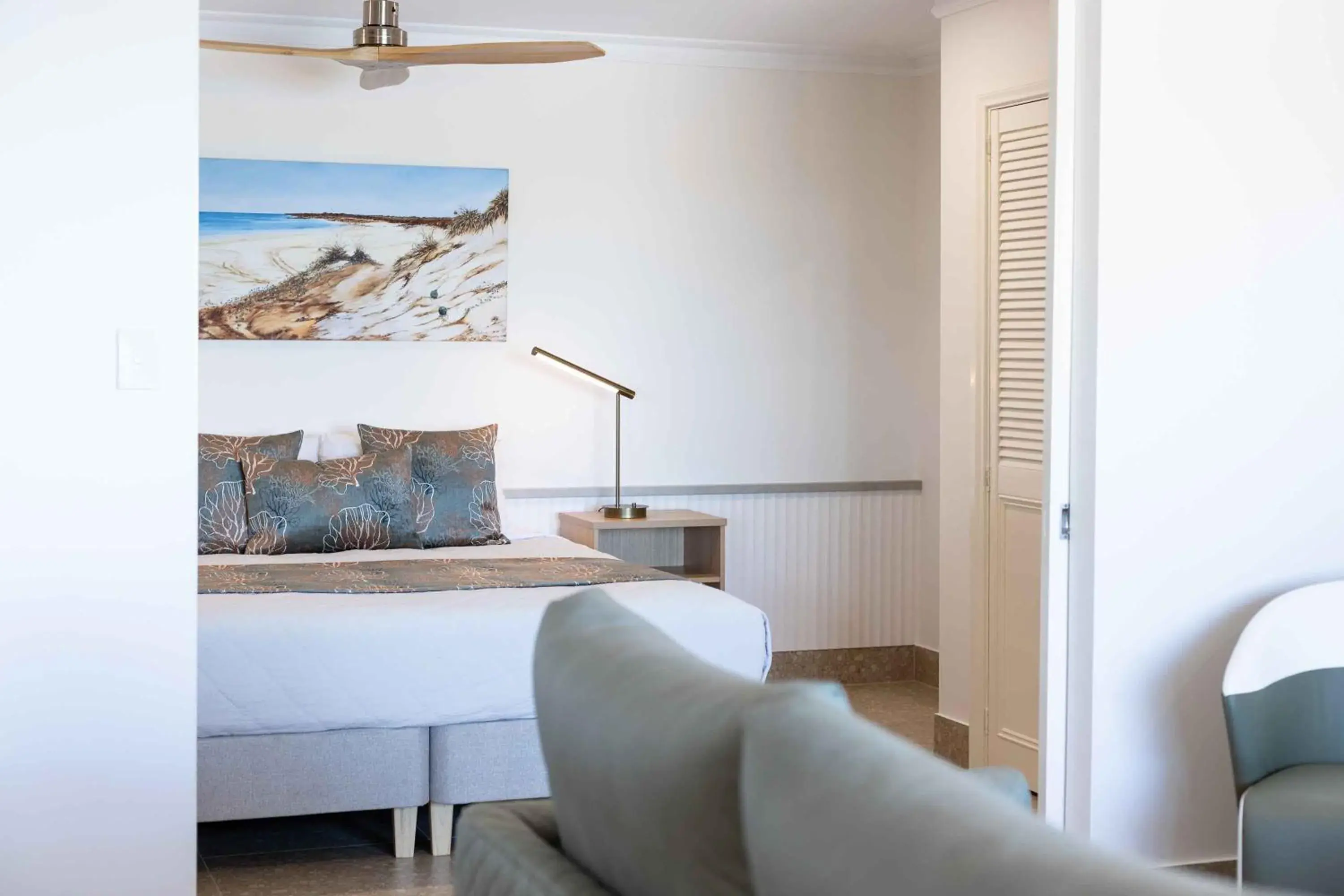 One Bedroom Pool View in Moonlight Bay Suites One Bedroom Pool View in Moonlight Bay Suites