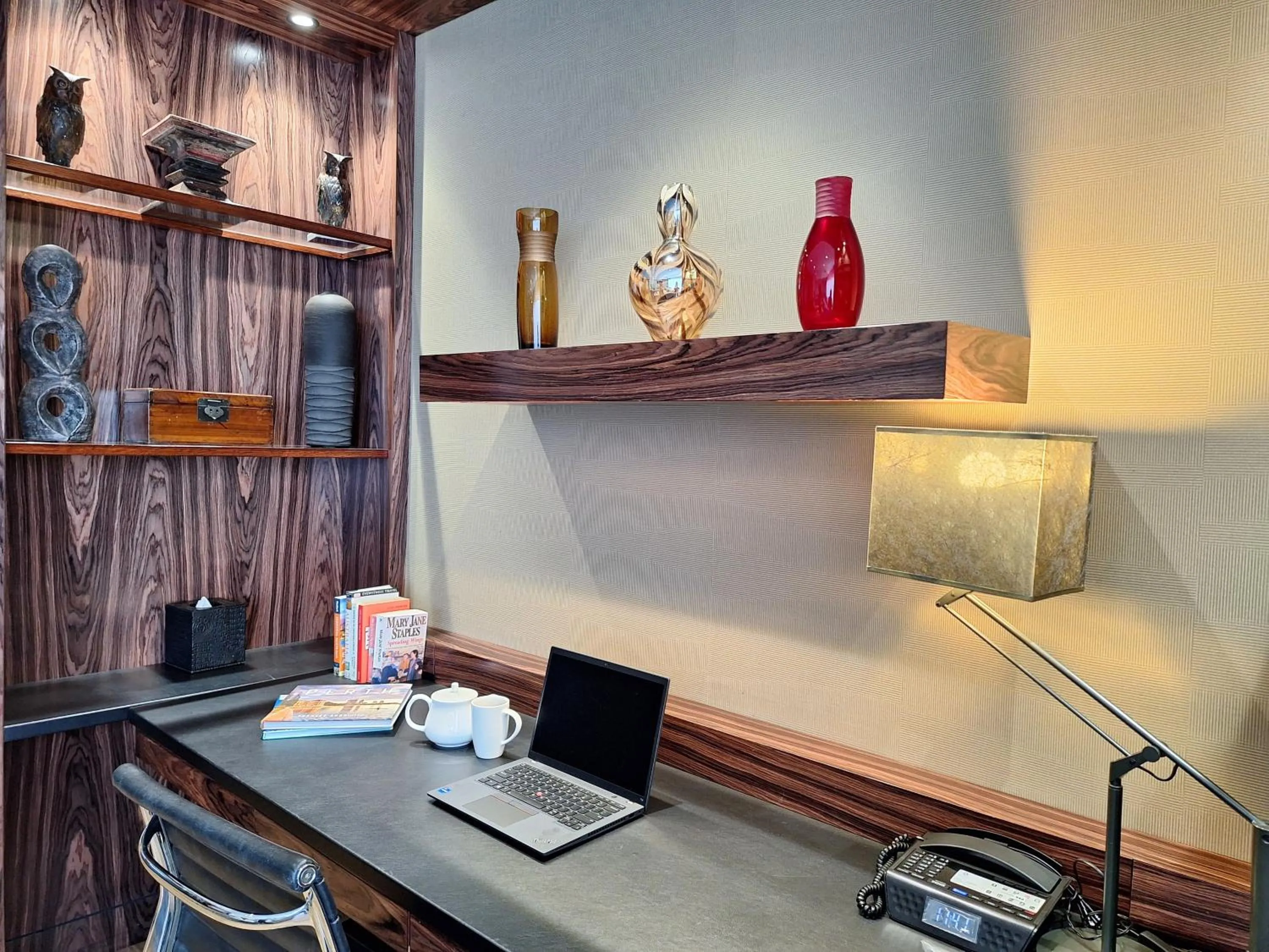 TV and multimedia in Hyatt Regency Perth