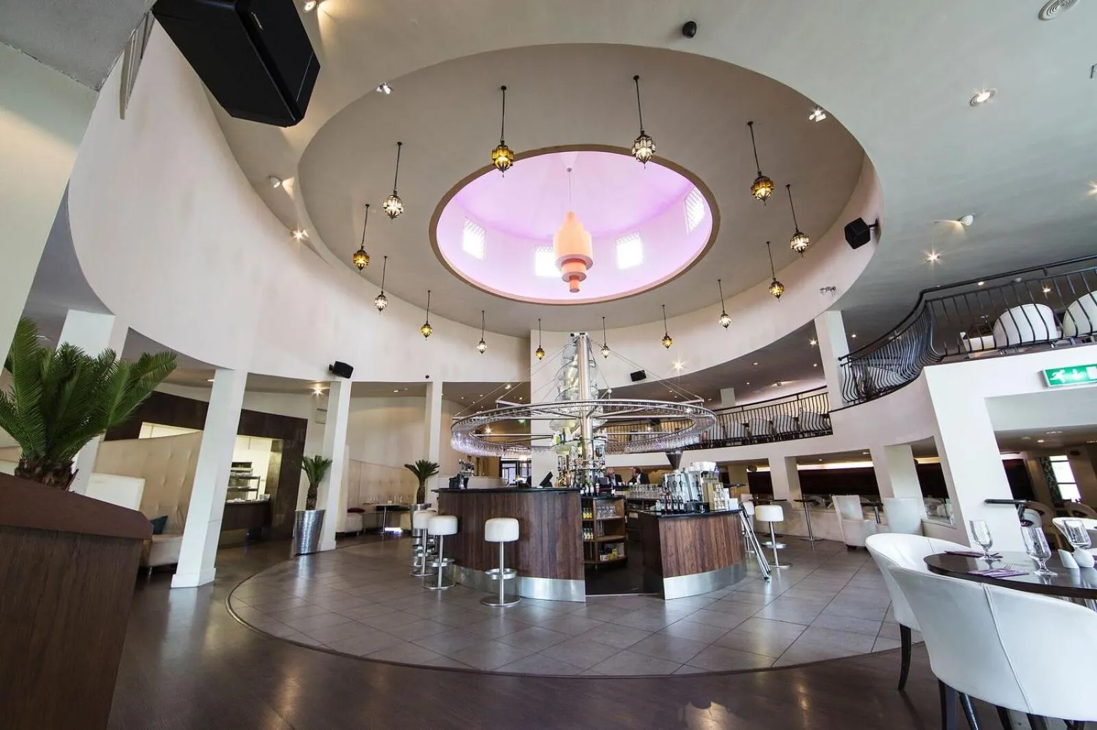 Restaurant/places to eat in Waterfoot Hotel