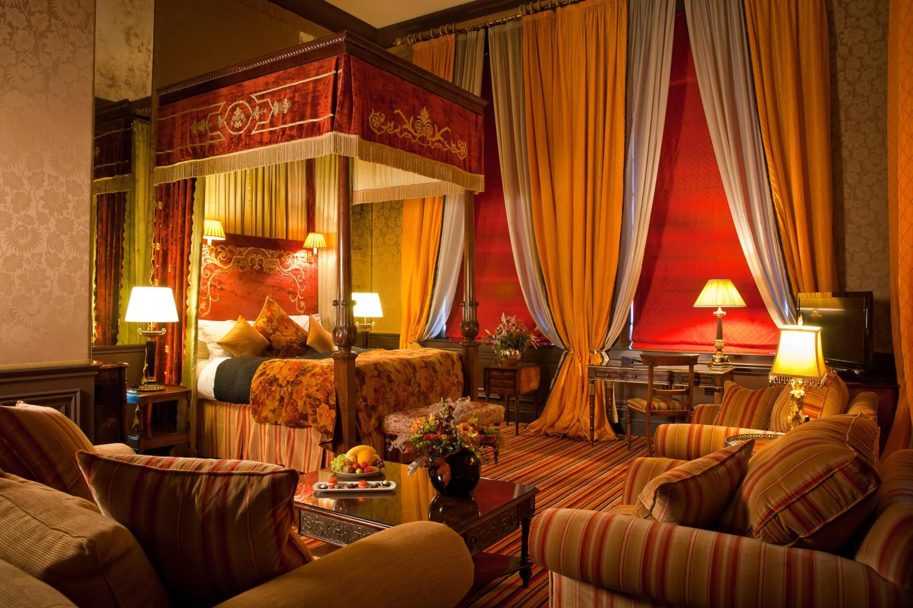 Bed in The Merchant Hotel