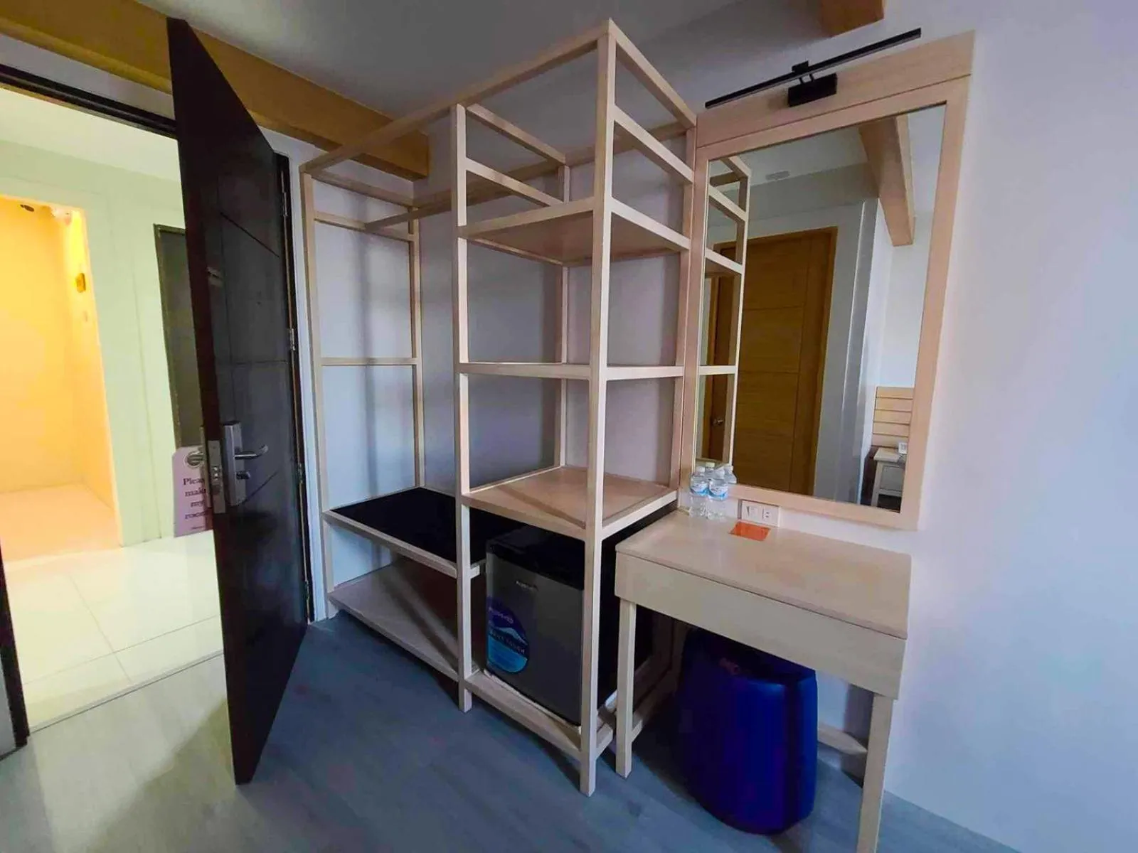 Drinks, Bed in Cebu Uncle Toms Cabin Hotel powered by Cocotel