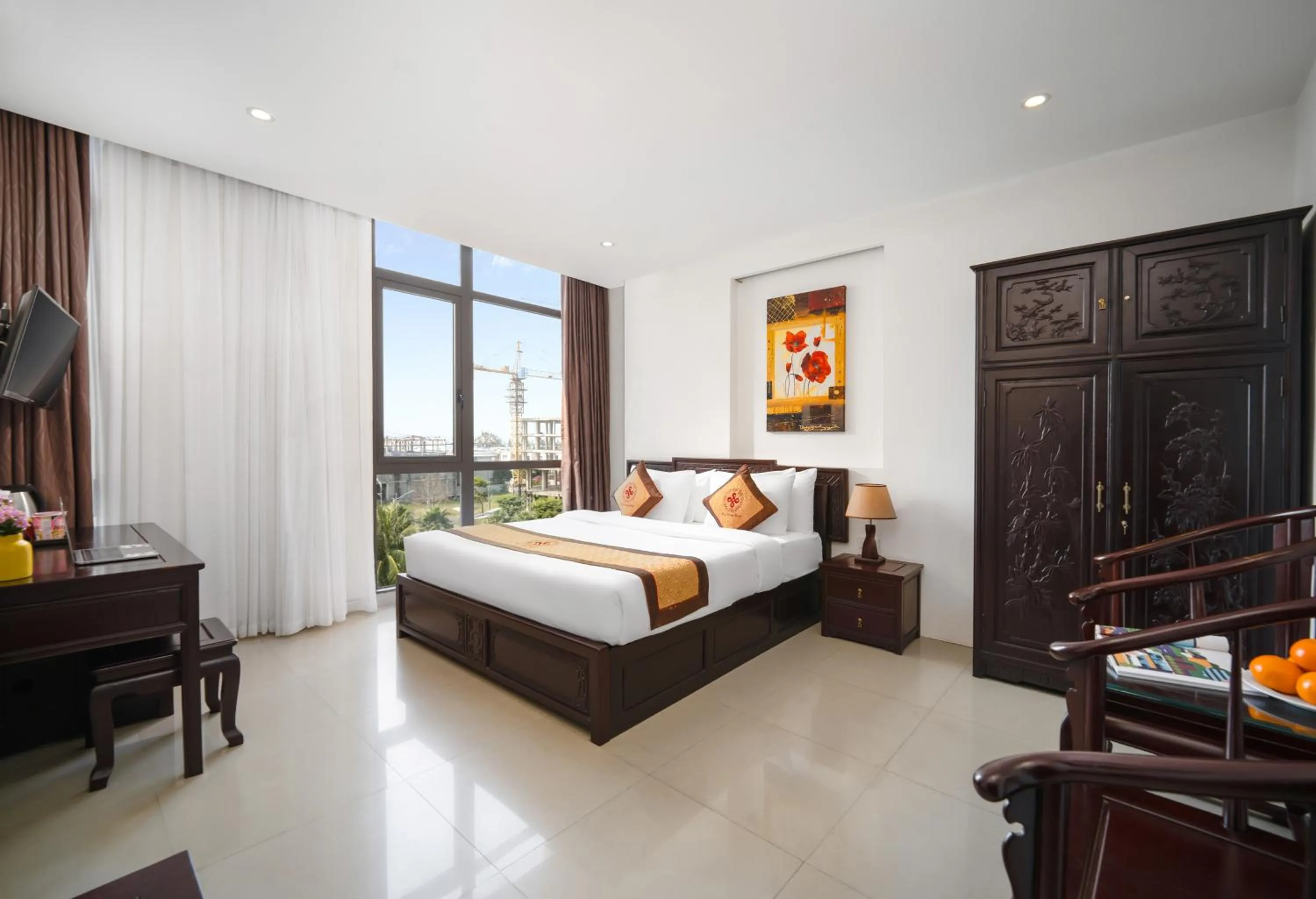 Bed in Hoa Phong Airport Danang Hotel