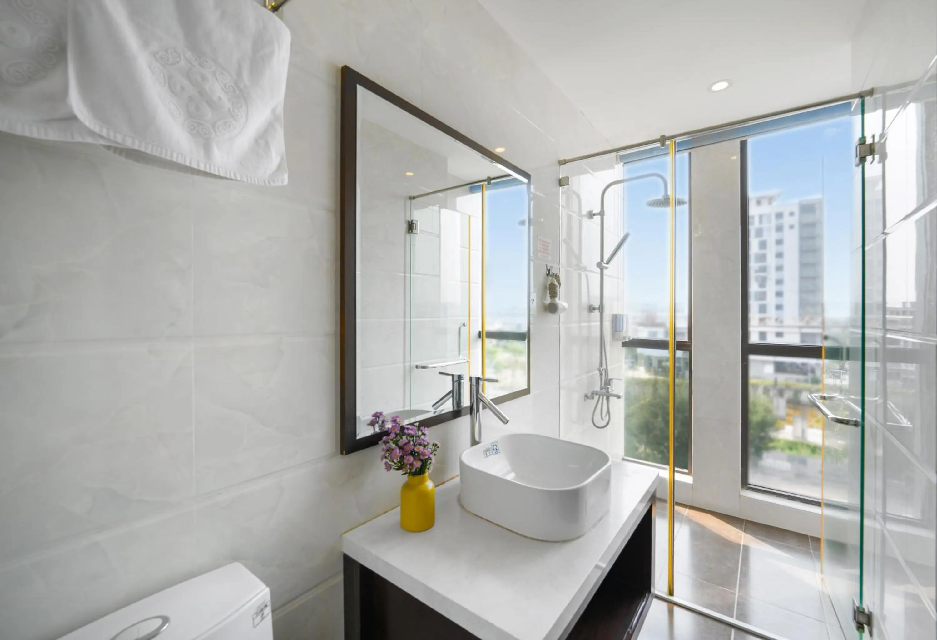 Beach in Hoa Phong Airport Danang Hotel