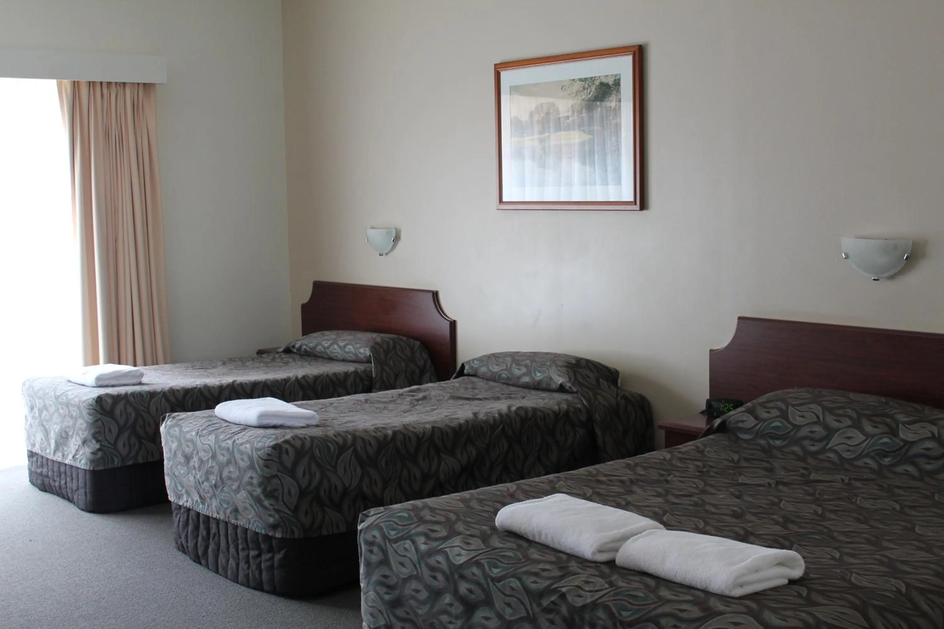 Bed in The Kidman Wayside Inn