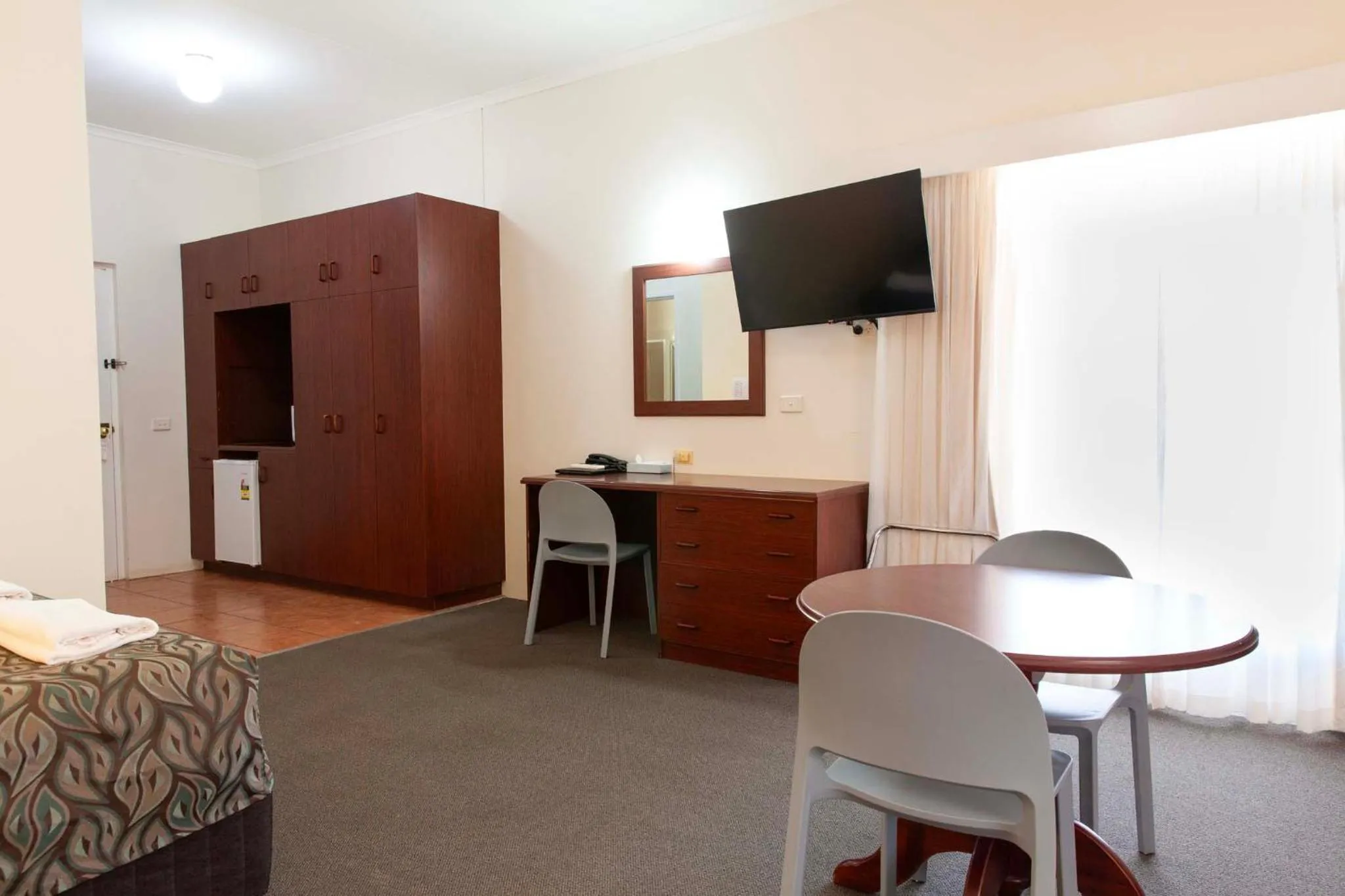 The Kidman Wayside Inn