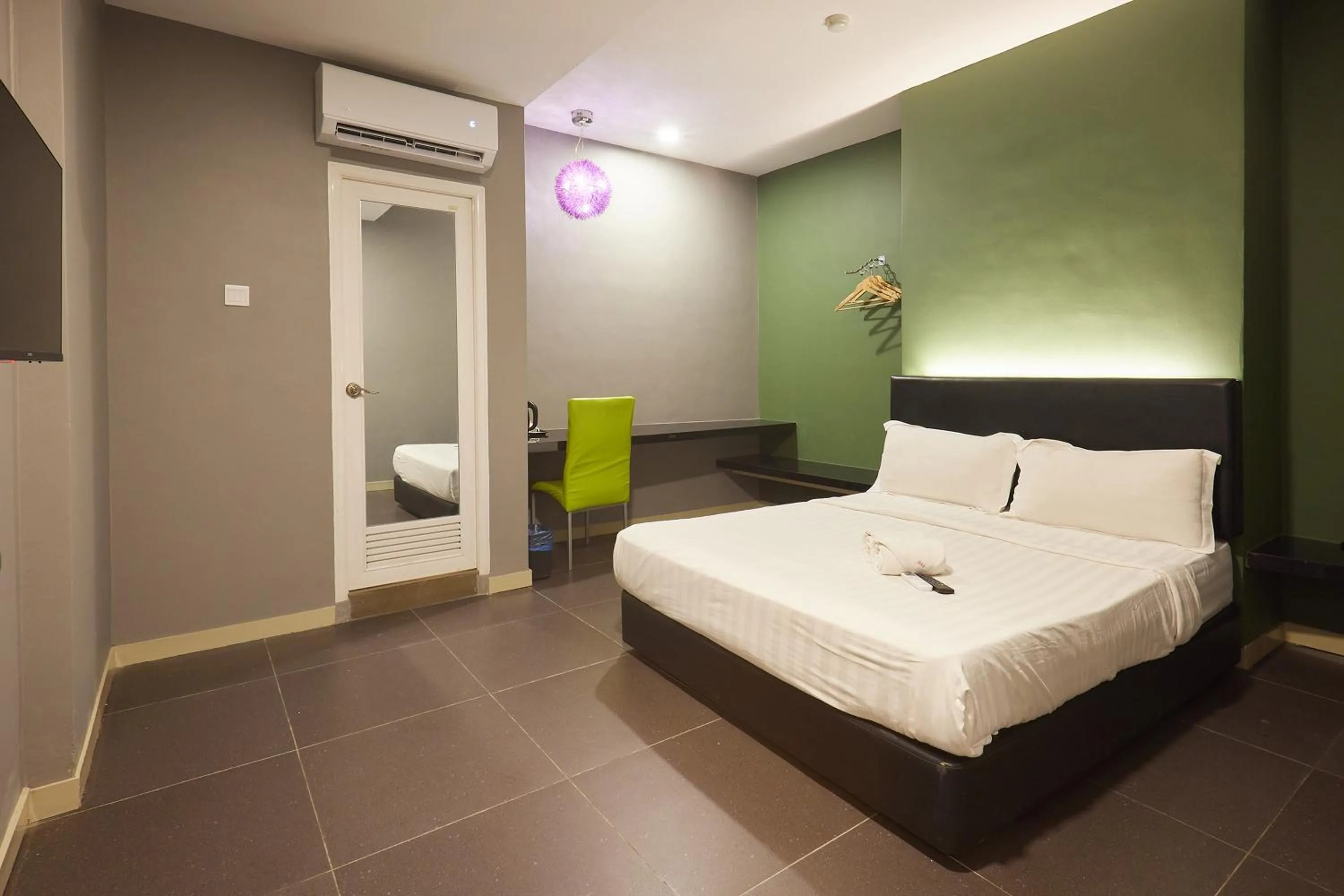 Bed in B&S Boutique Hotel