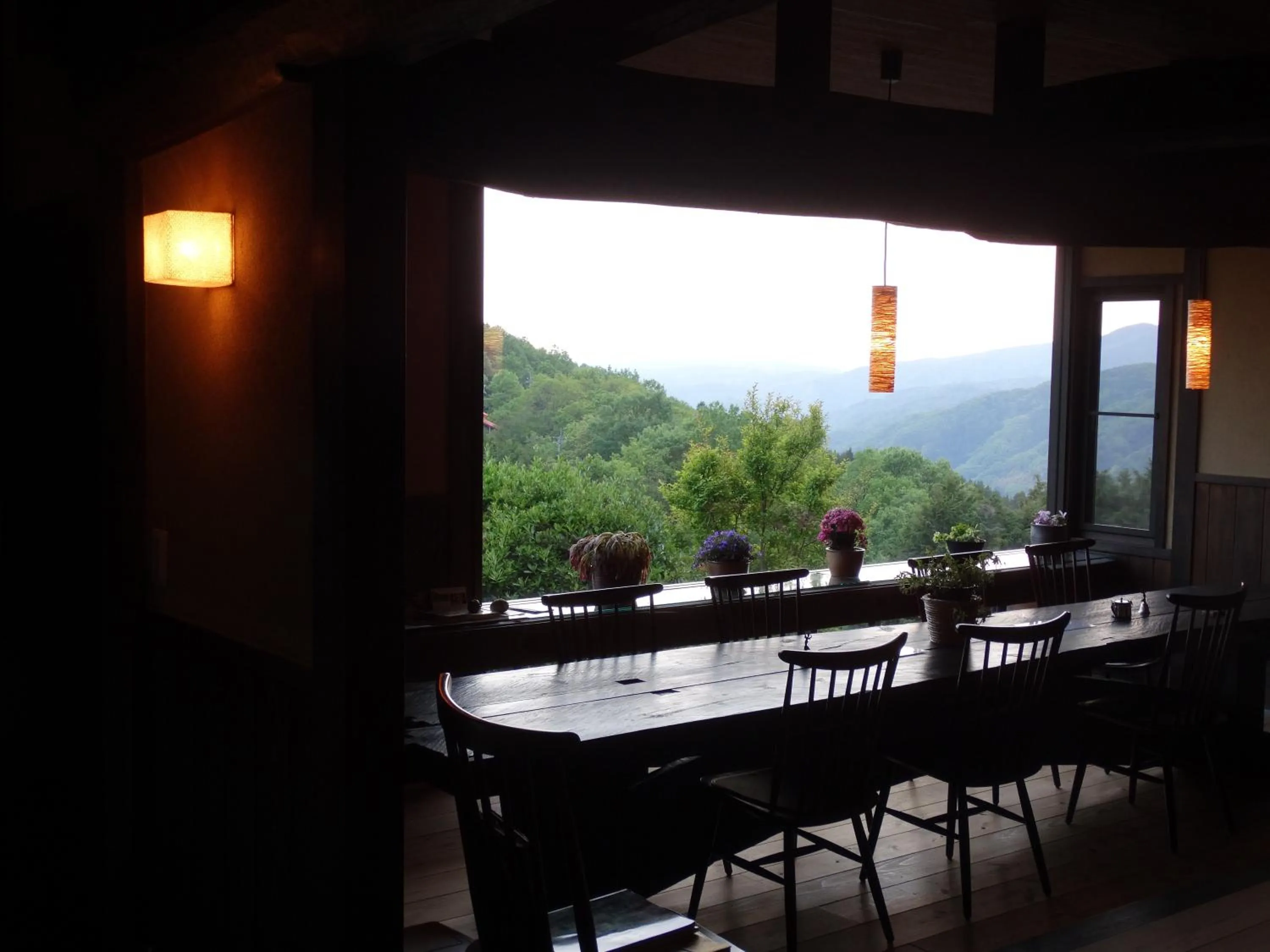 Restaurant/places to eat in Aunsanbo