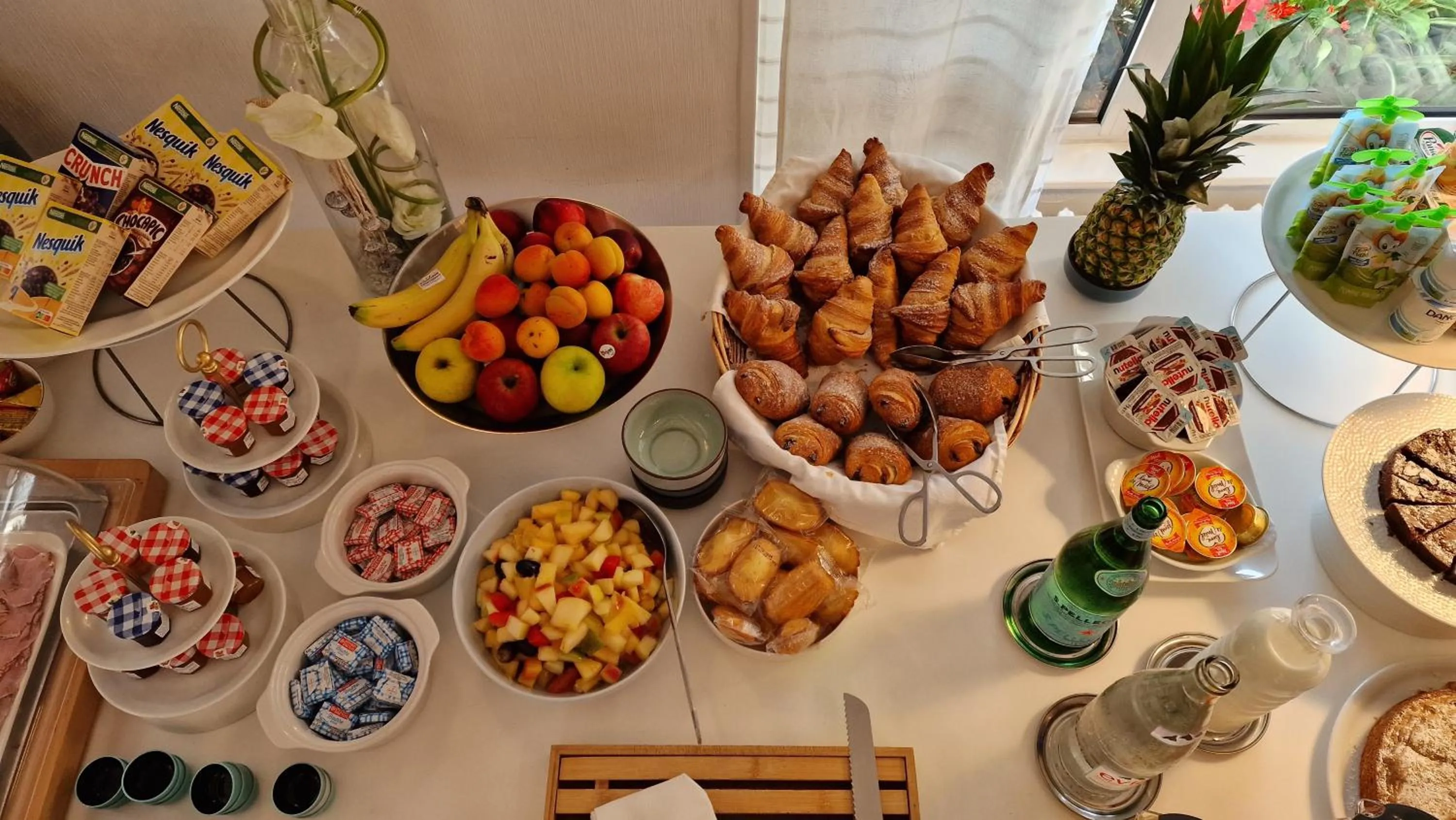 Food and drinks in Hôtel Saint Jacques