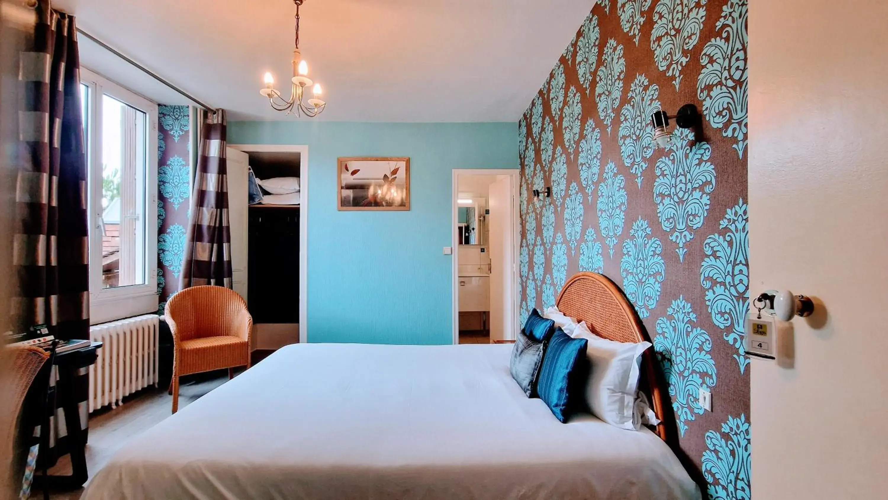 Double Room in Hôtel Saint Jacques Double Room in Hôtel Saint Jacques