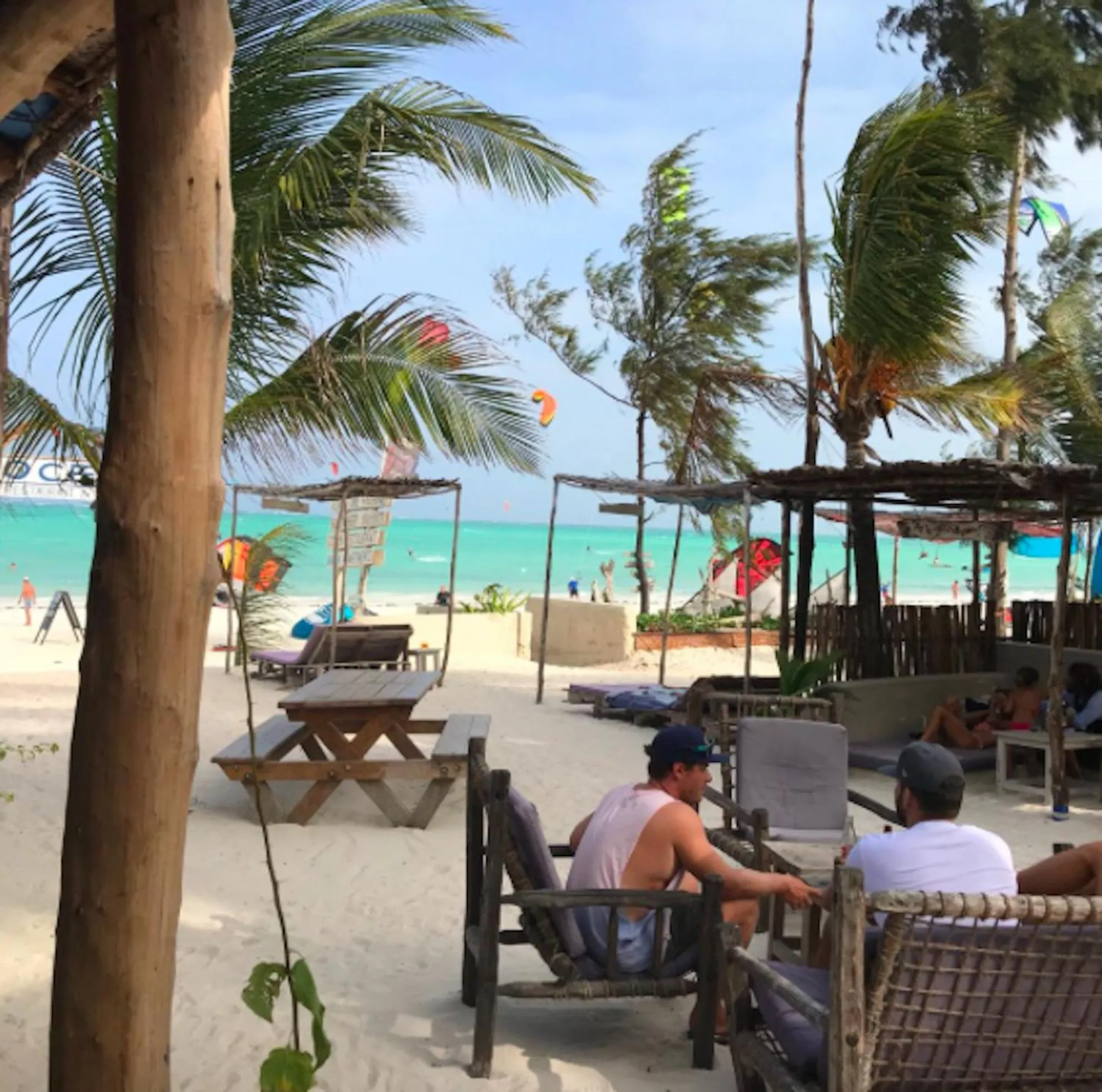 Restaurant/places to eat in Paje Beach Apartments & Hotel