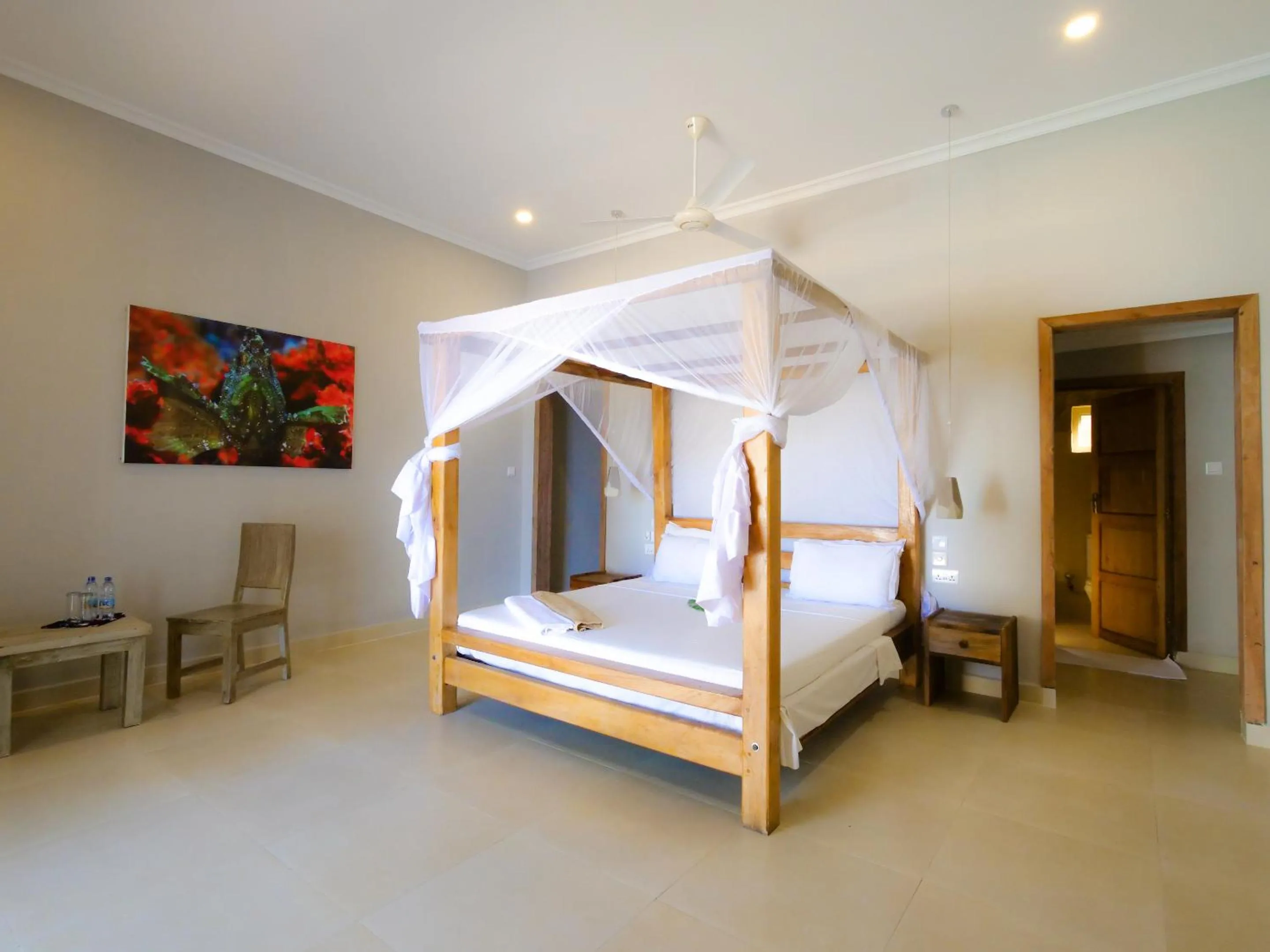 Bathroom, Bed in Paje Beach Apartments & Hotel