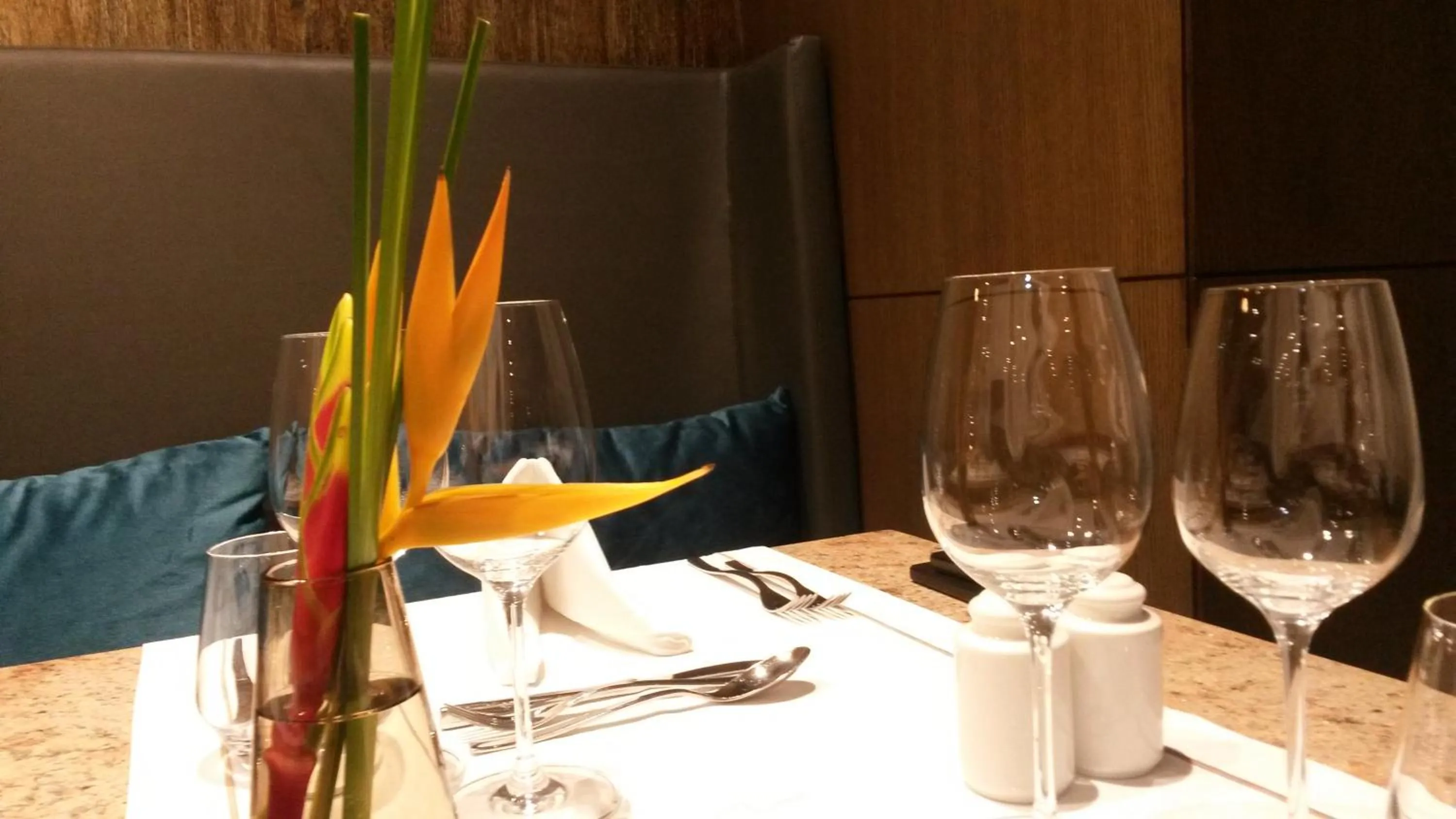 Restaurant/places to eat in Radisson Blu Hotel, Abidjan Airport