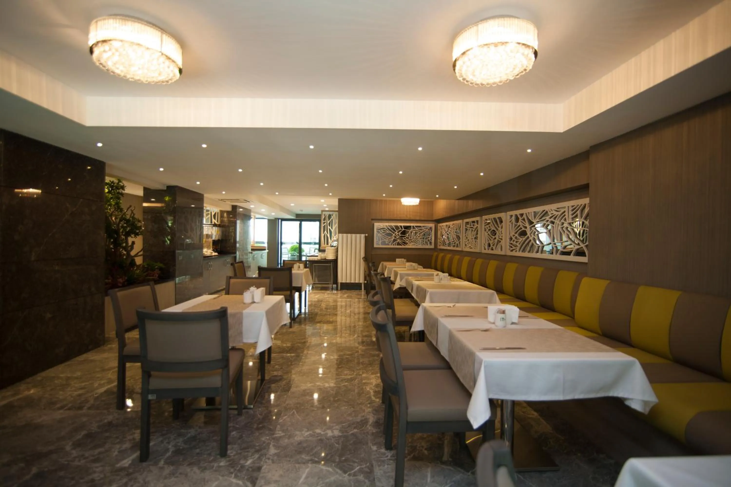 Restaurant/places to eat in Yeni Bahar Otel