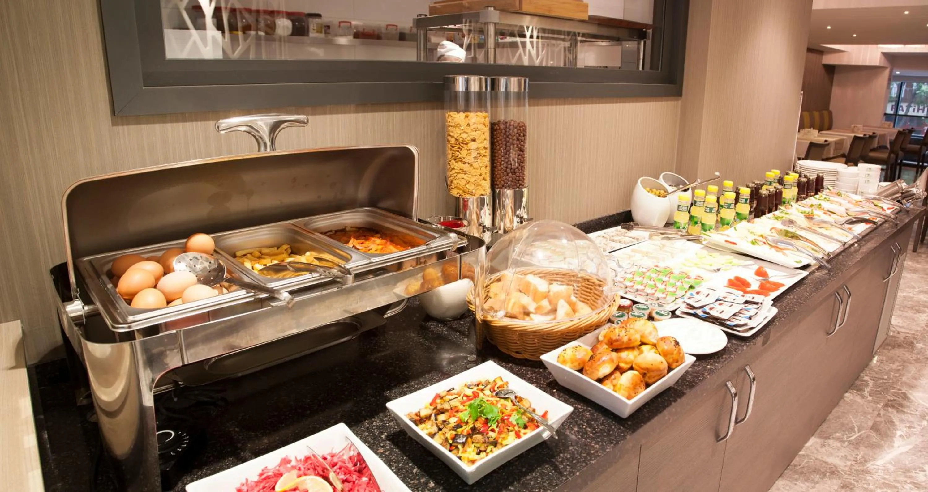 Property building in Yeni Bahar Otel