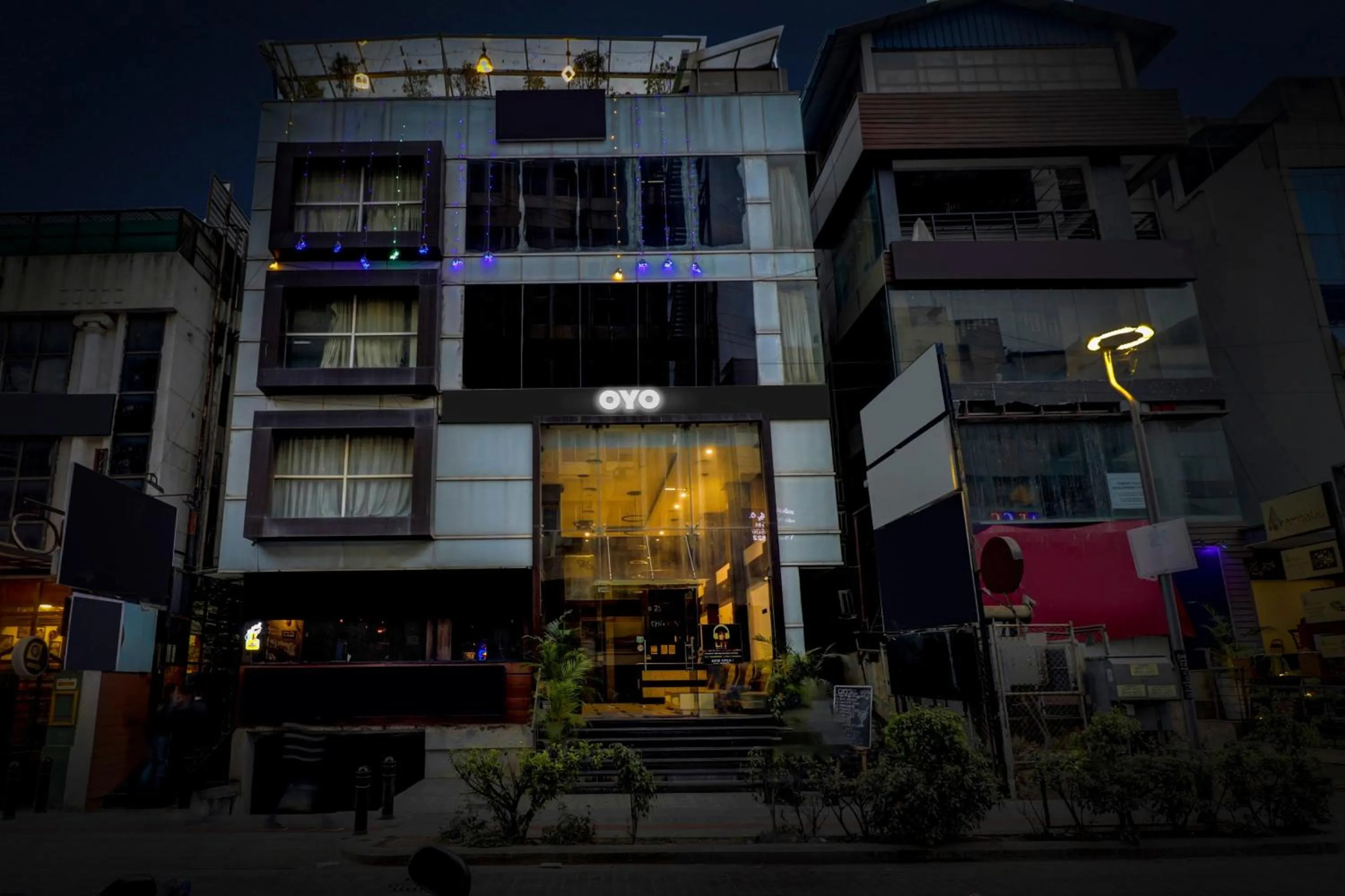 Facade/entrance in Collection O 29 Church's Inn Near Cubbon Park
