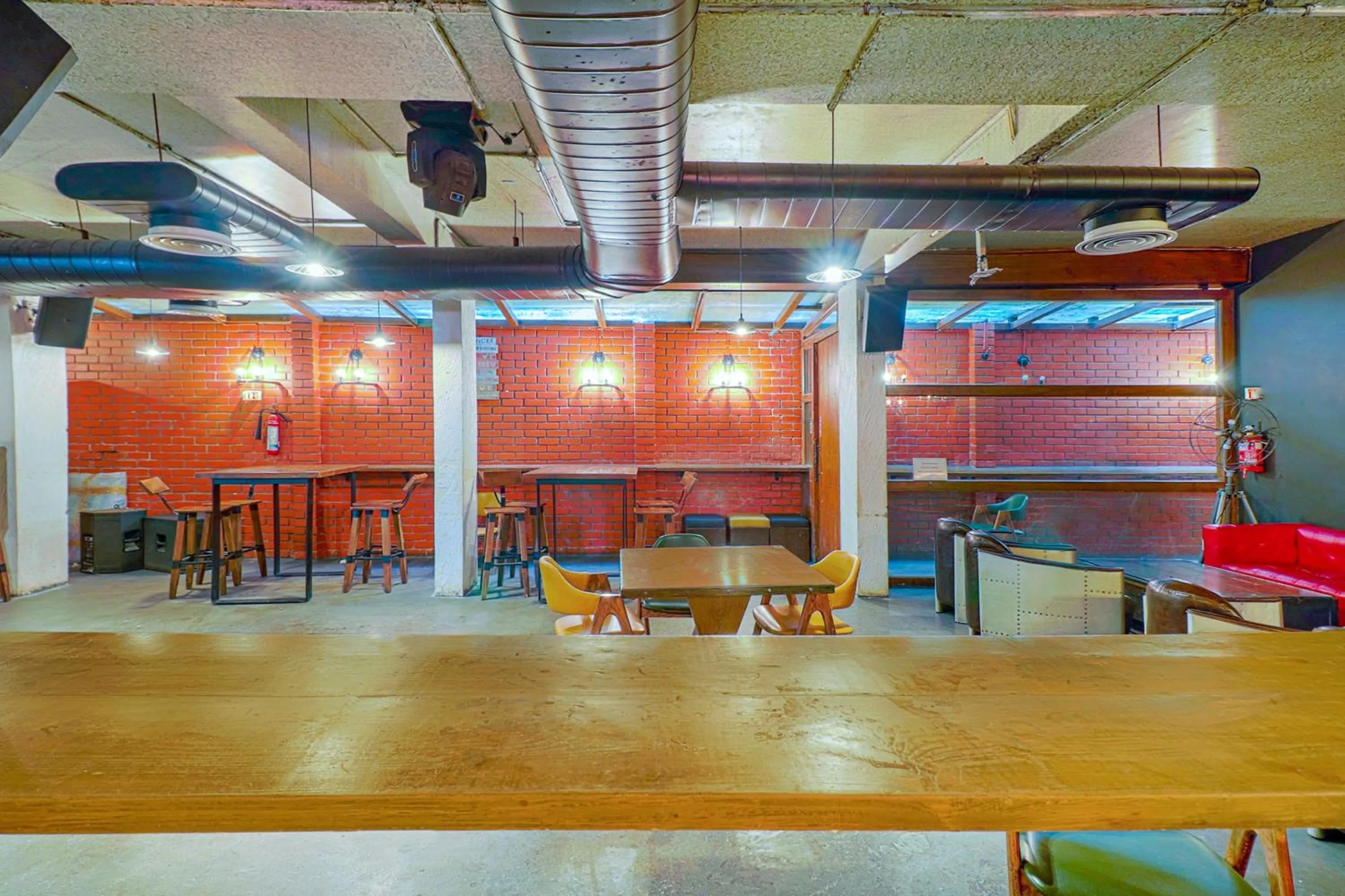 Dining area in Collection O 29 Church's Inn Near Cubbon Park