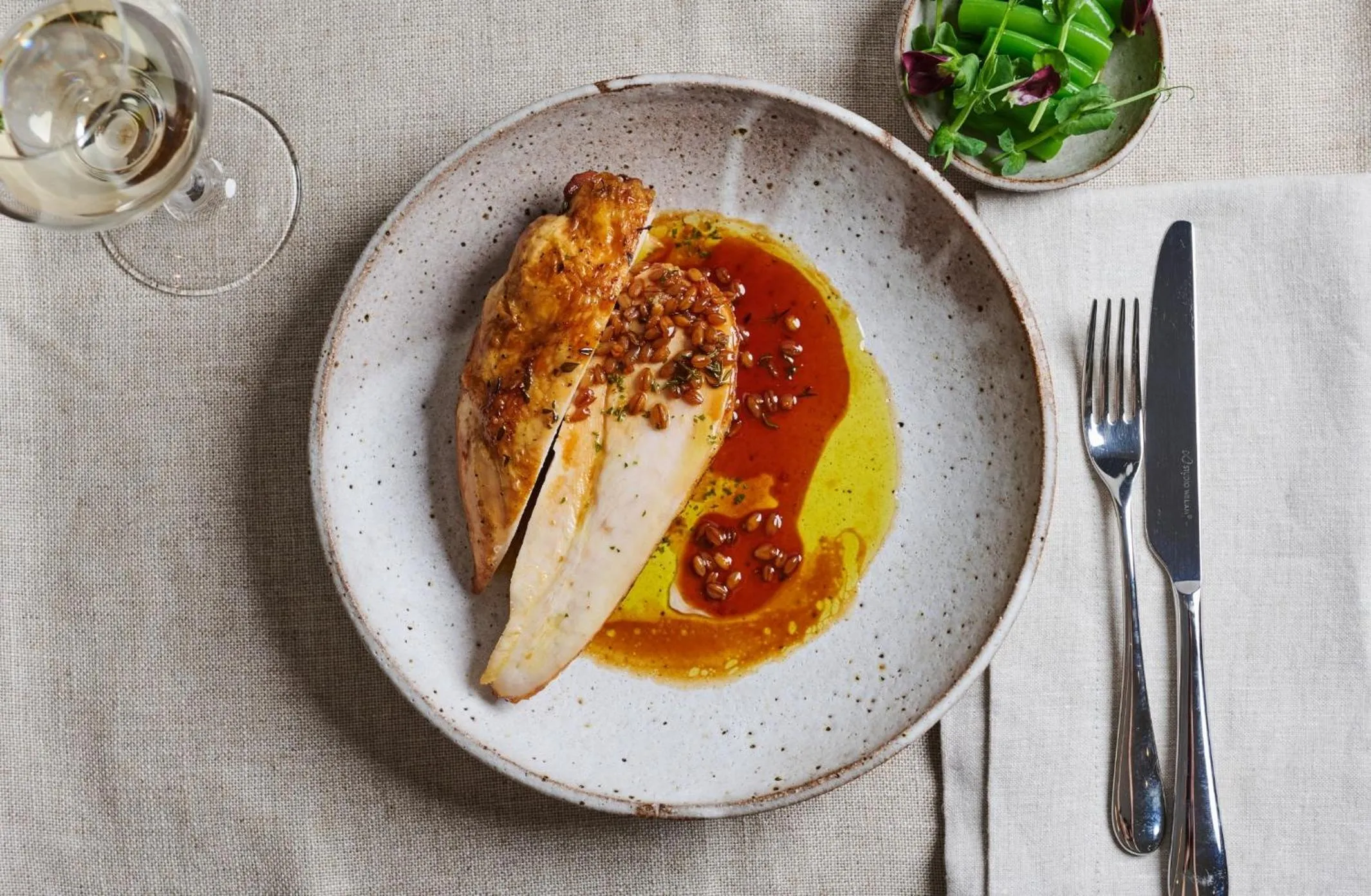 Food and drinks in Spicers Clovelly Estate