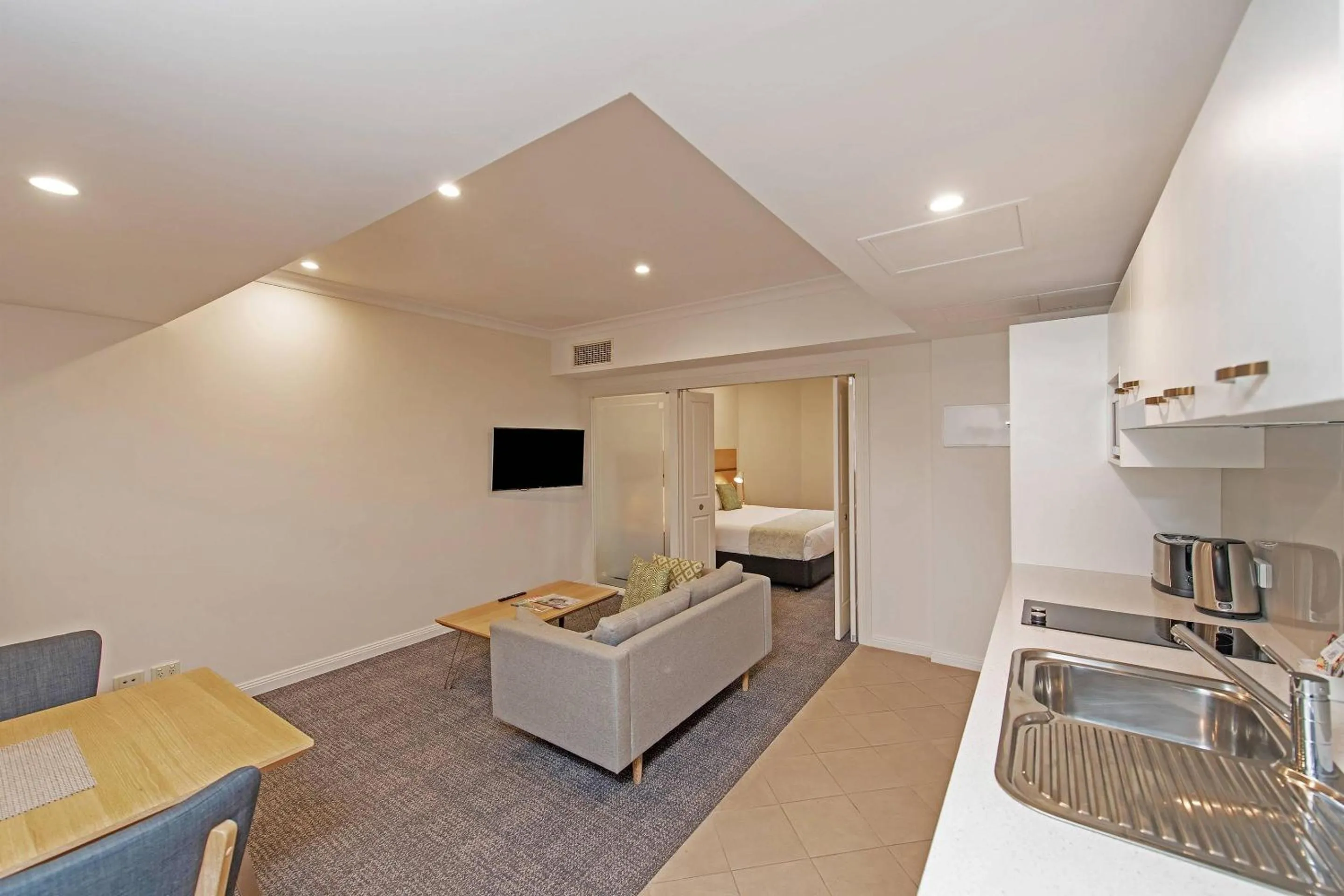 Bedroom in Quality Apartments Adelaide Central