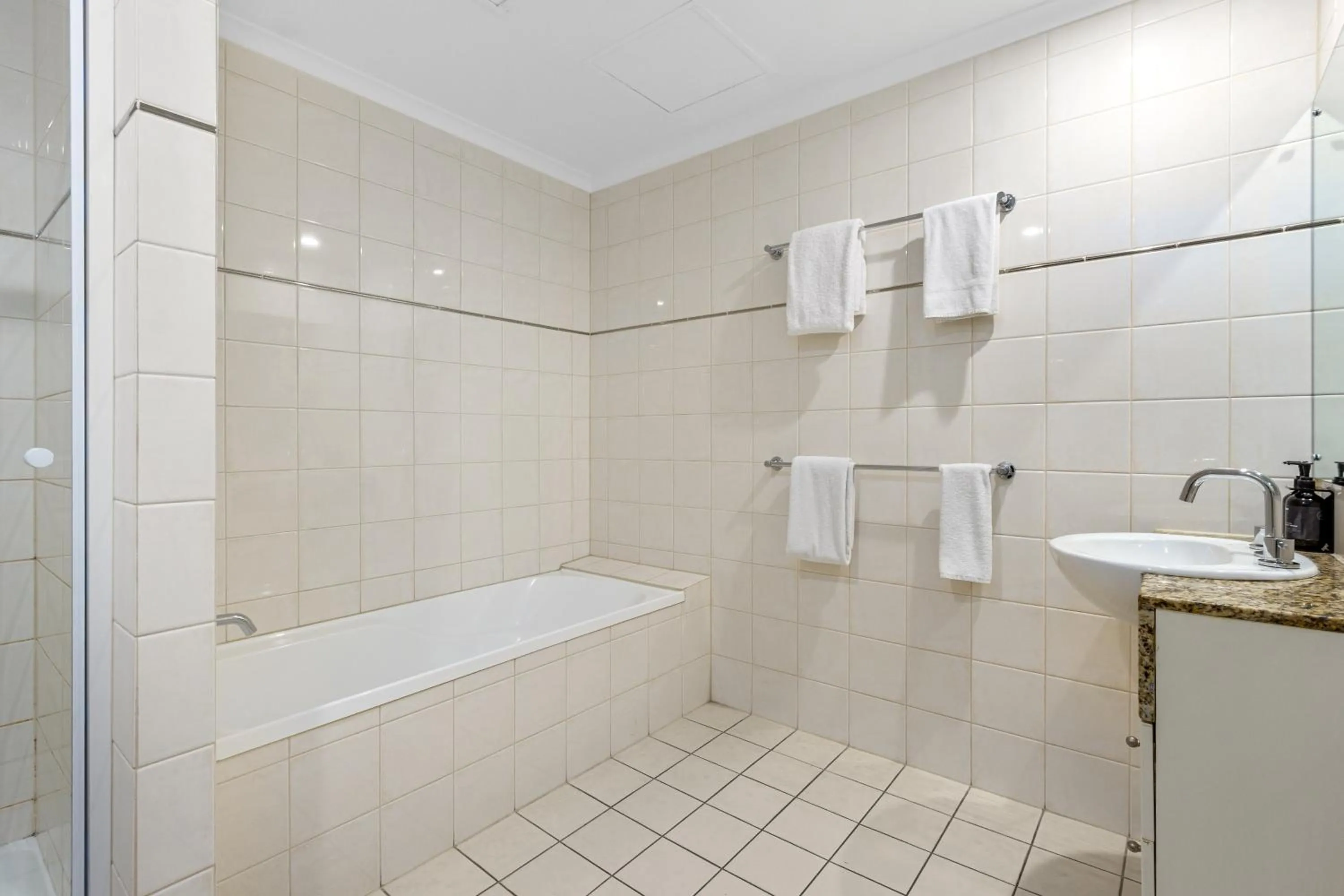 Bathroom in Quality Apartments Adelaide Central