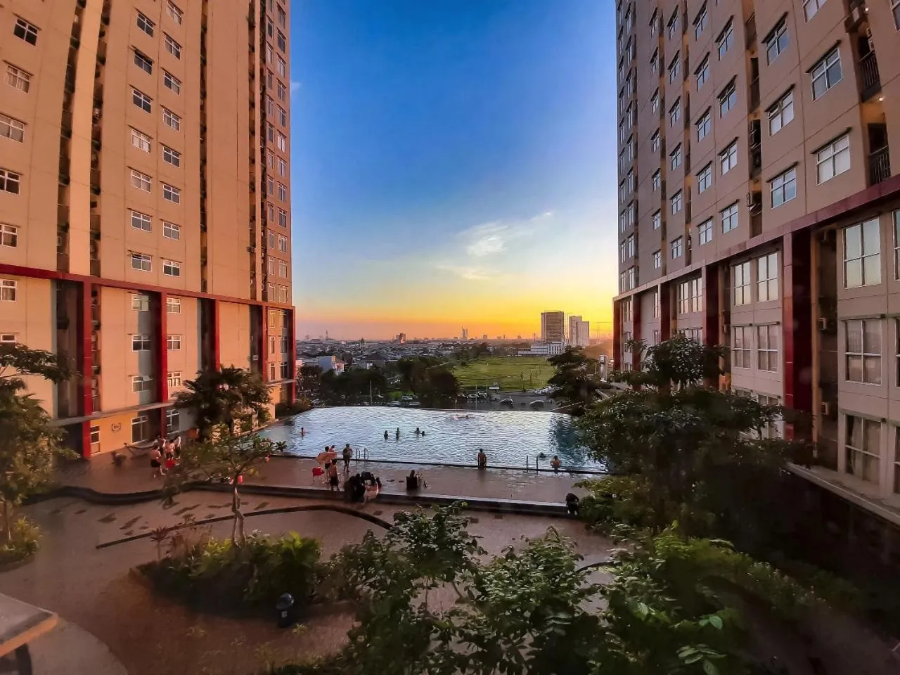 City view in Hotel Gunawangsa MERR