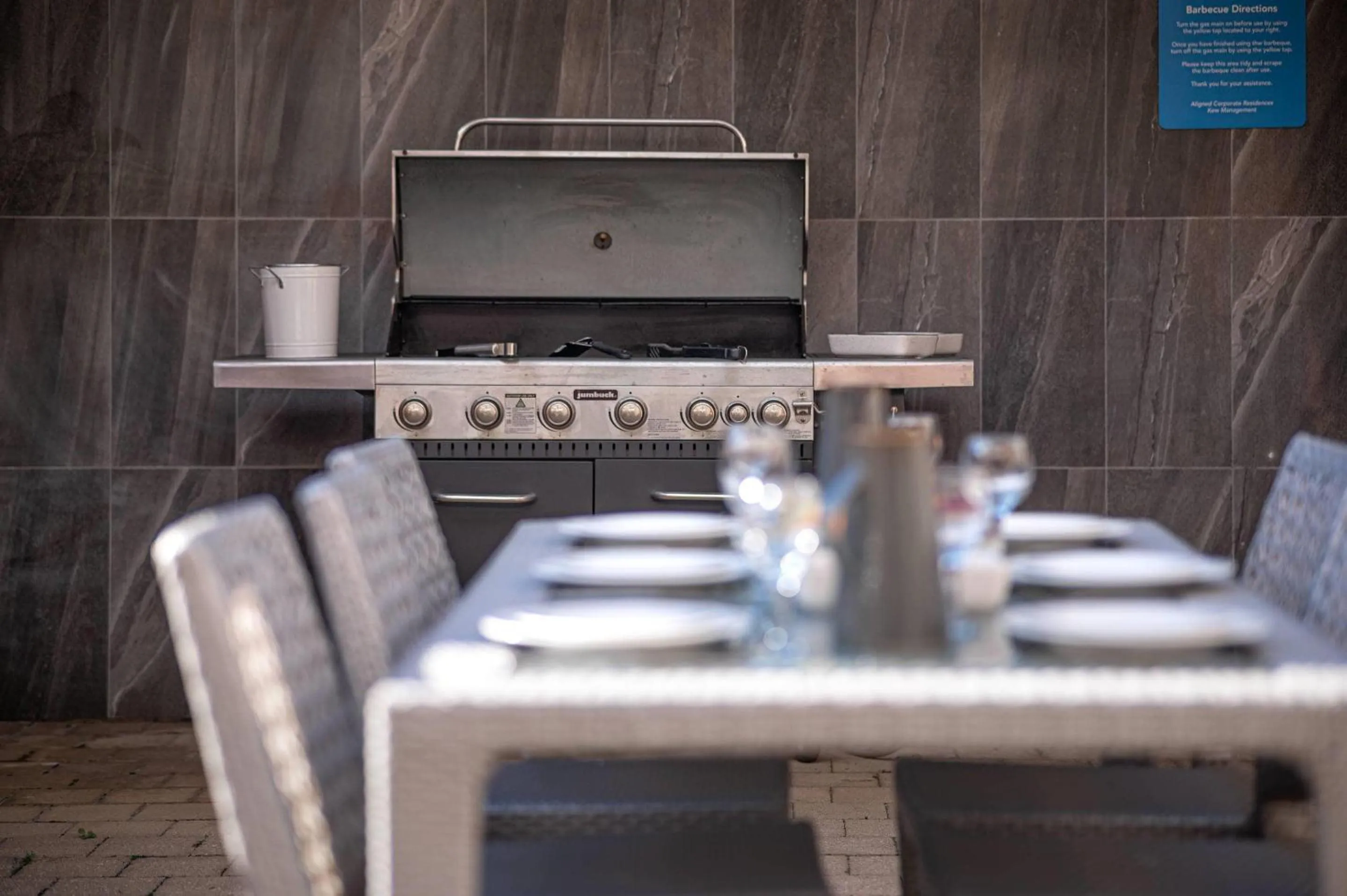 Bedroom in MainStay Suites Kew