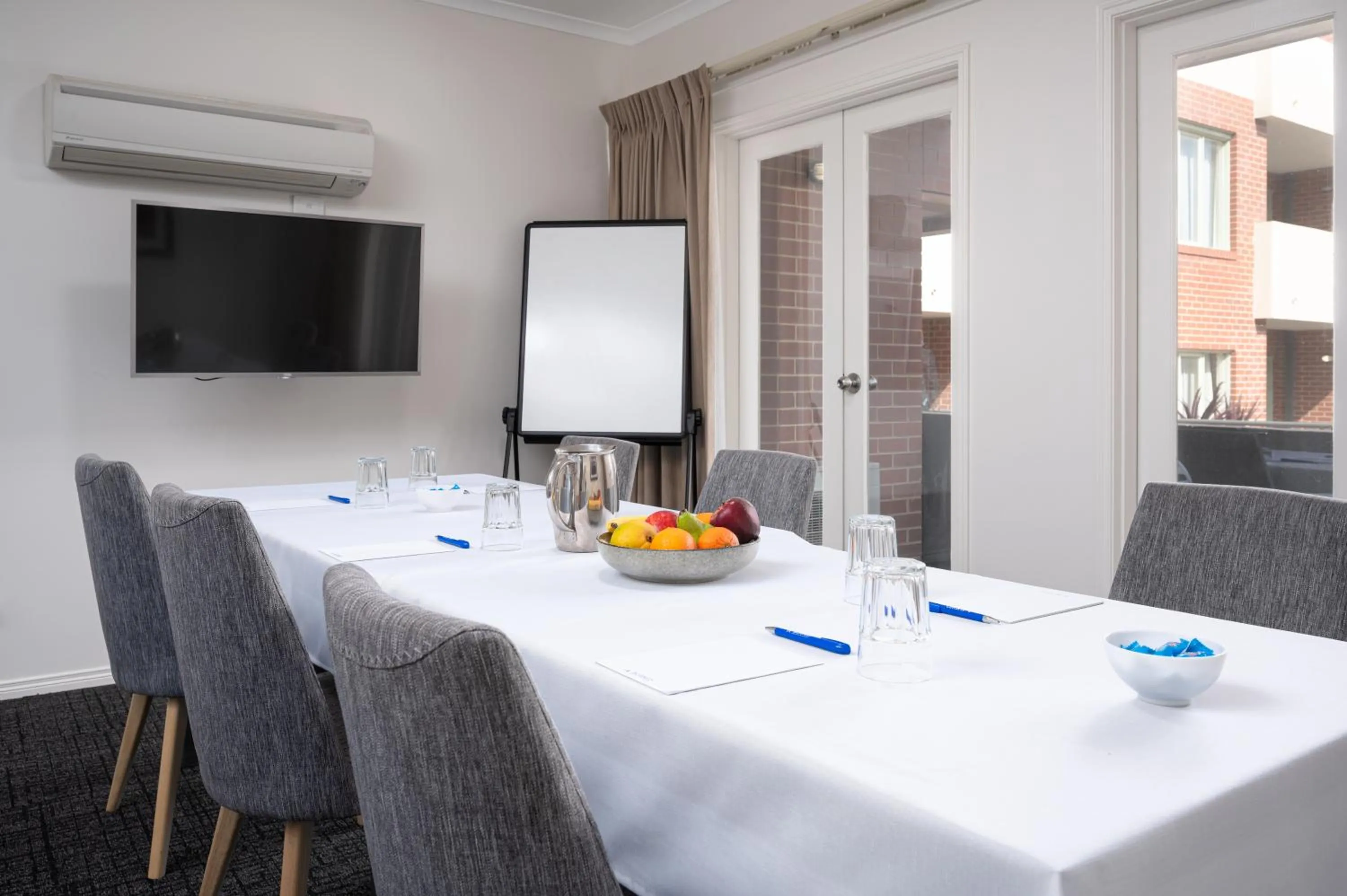 Meeting/conference room in Aligned Corporate Residences Kew