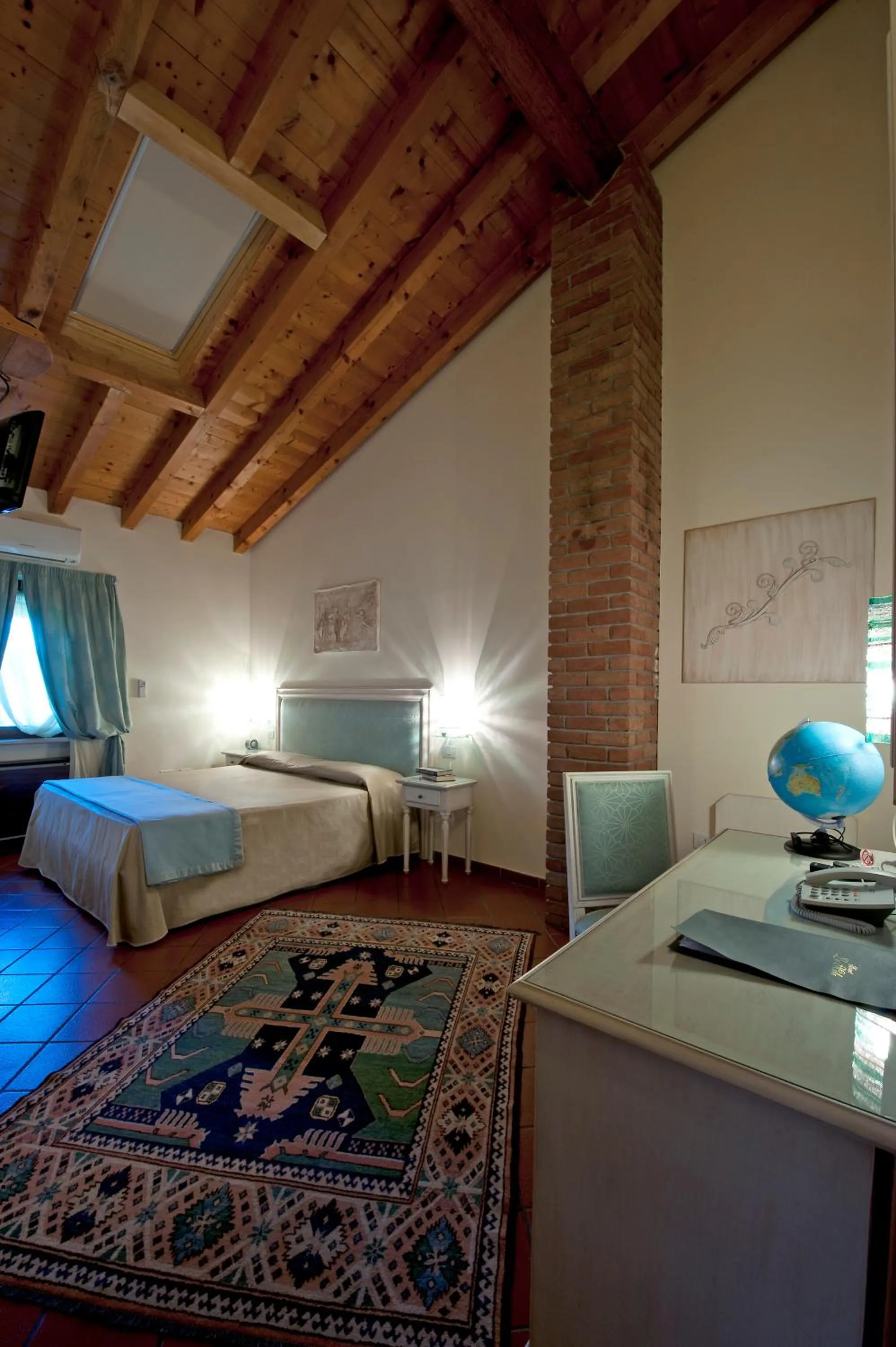 Photo of the whole room, Bed in Resort La Mola