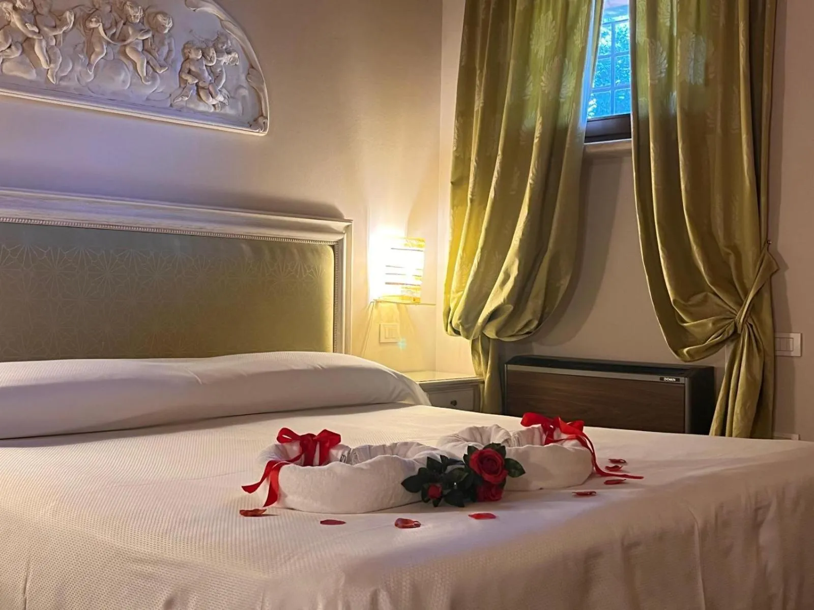 Bed in Resort La Mola