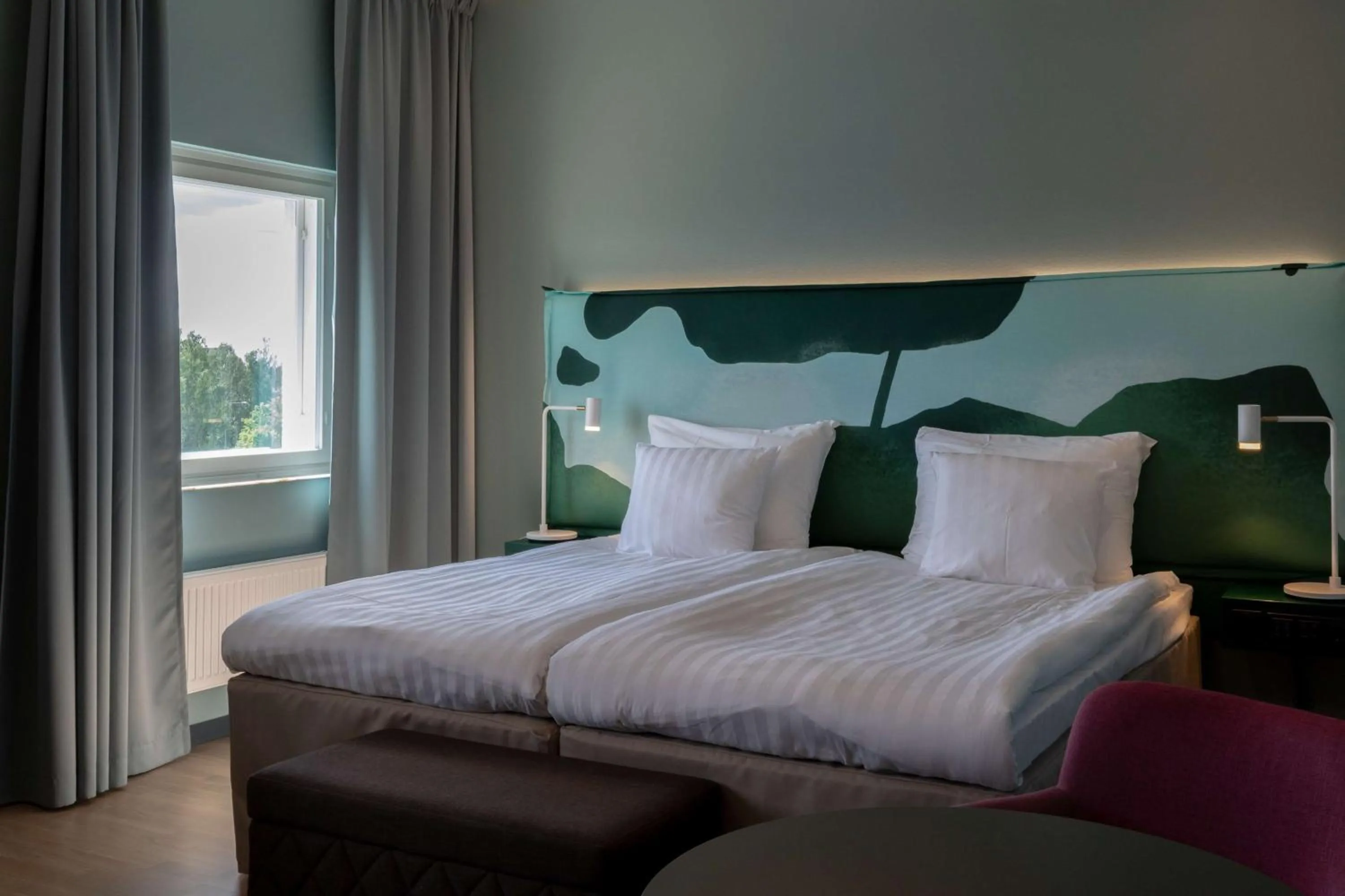 Bedroom, Bed in Scandic Eden Nokia