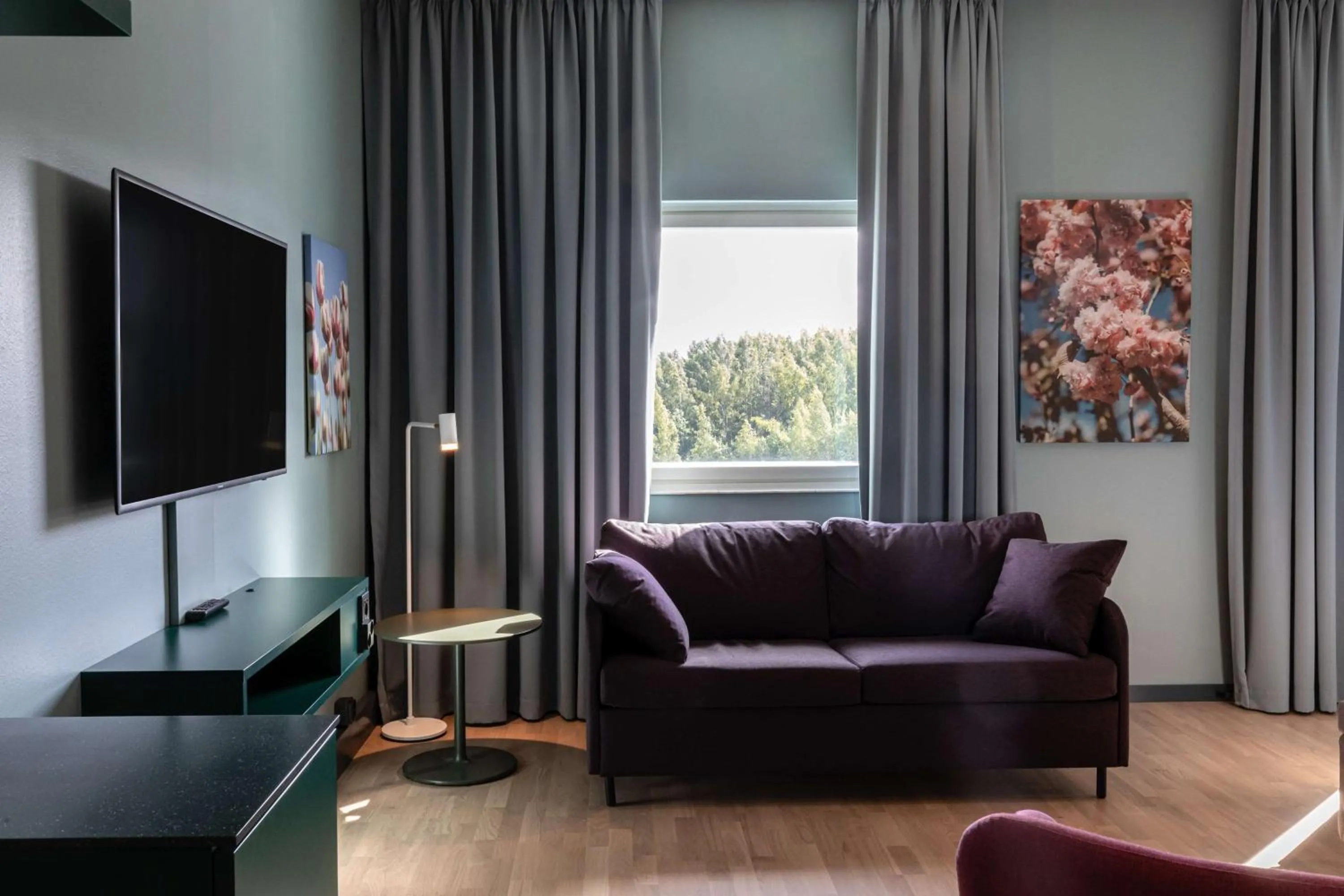 Bedroom in Scandic Eden Nokia